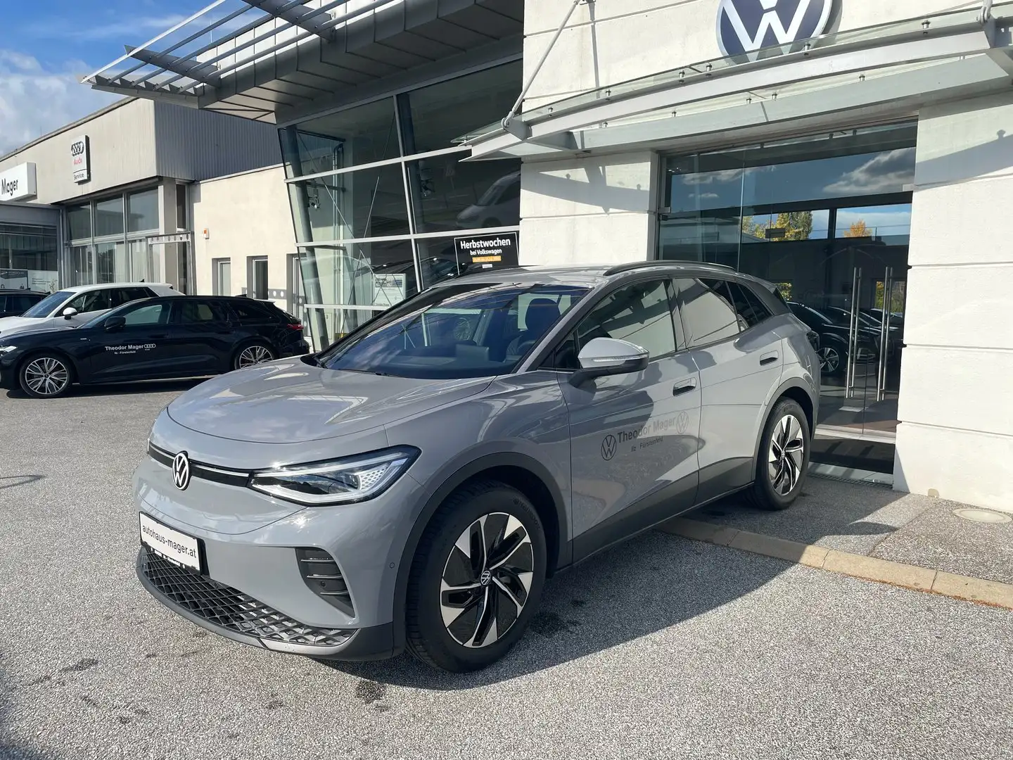 Volkswagen ID.4 Pro 210 kW Business Grau - 1