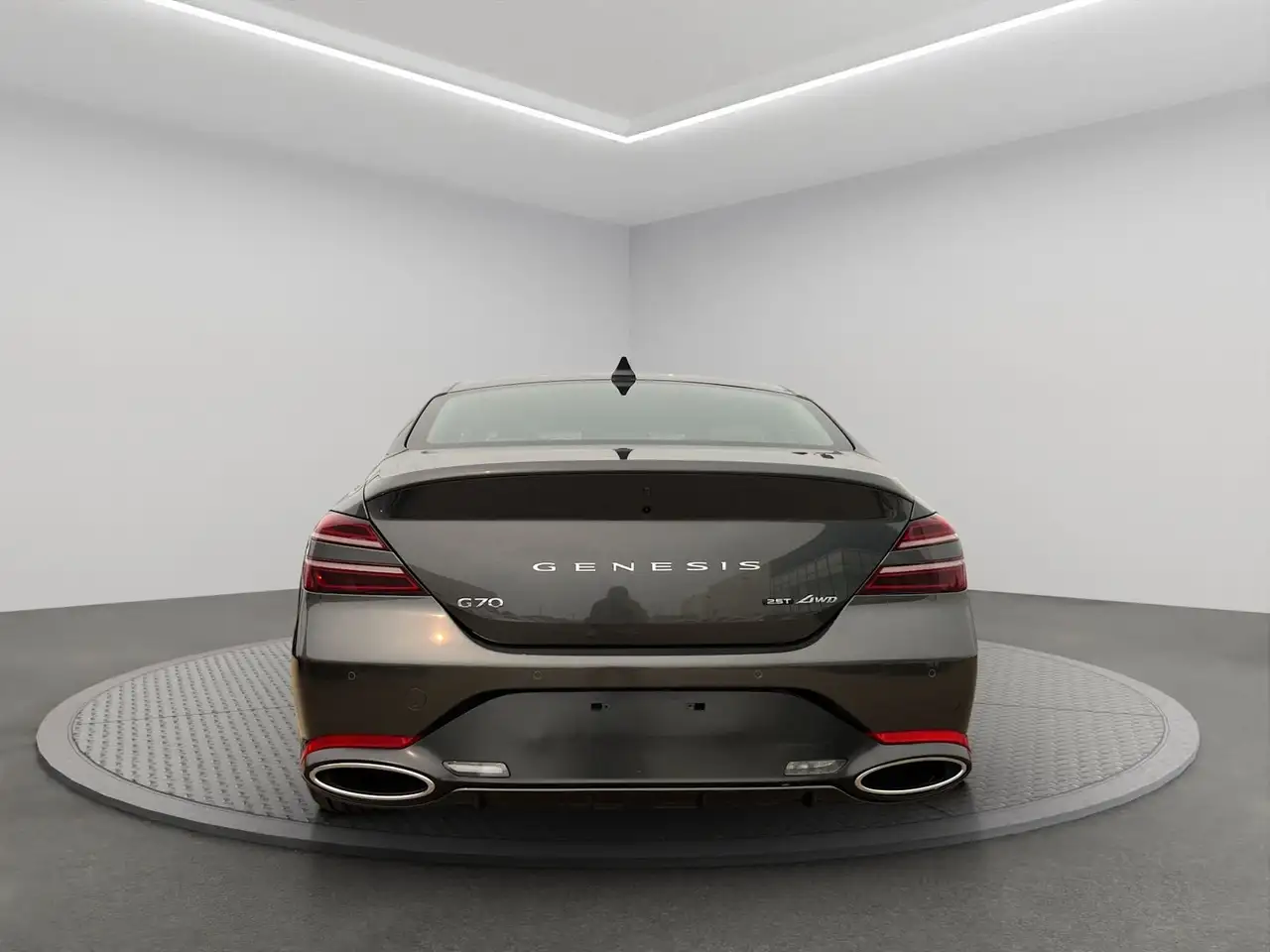 Genesis G70 снимка Genesis G70