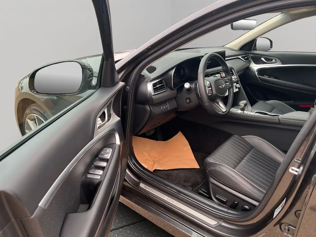 Genesis G70 снимка Genesis G70