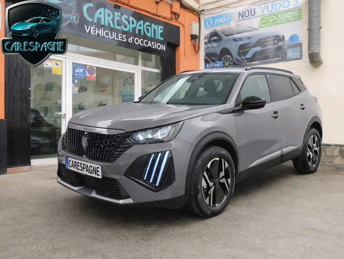 Peugeot 2008 N2008 Allure Hybrid 145 eDCS6 Grau - 1