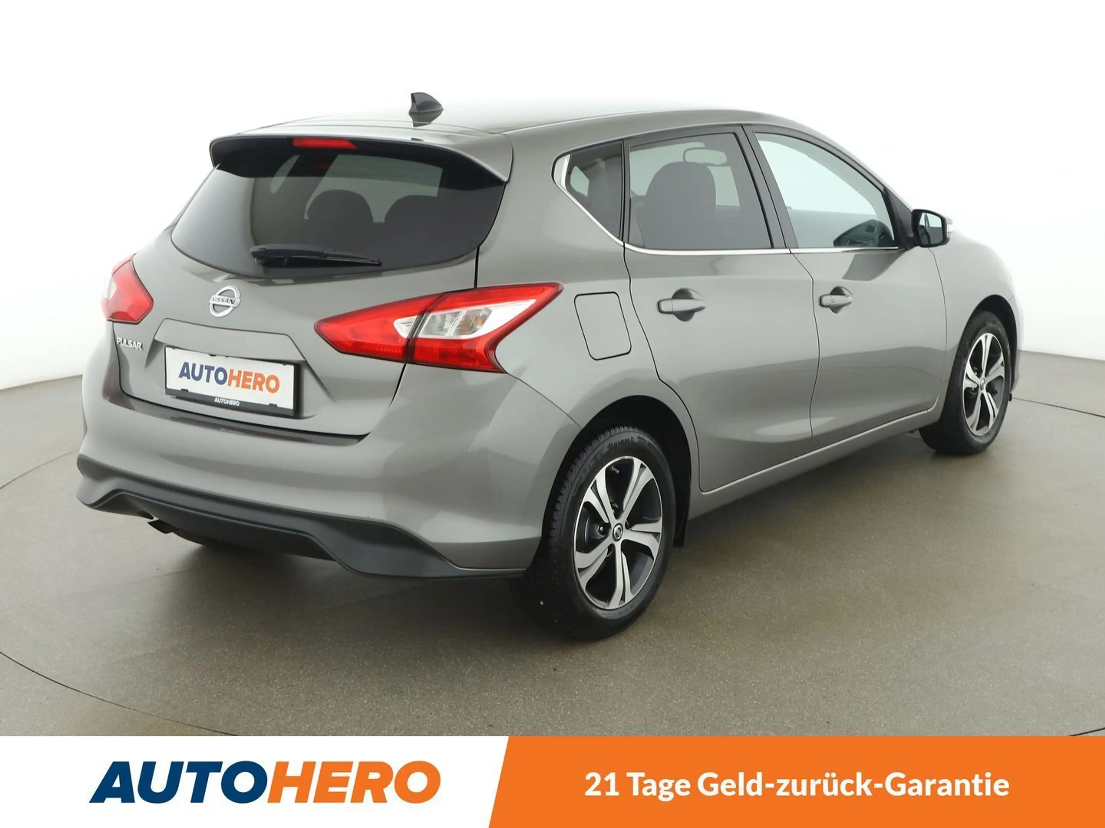 Nissan Pulsar 1.2 Acenta Aut. *NAVI*TEMPO*SHZ*CAM* — photo 6