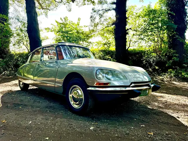 Citroen DS FD