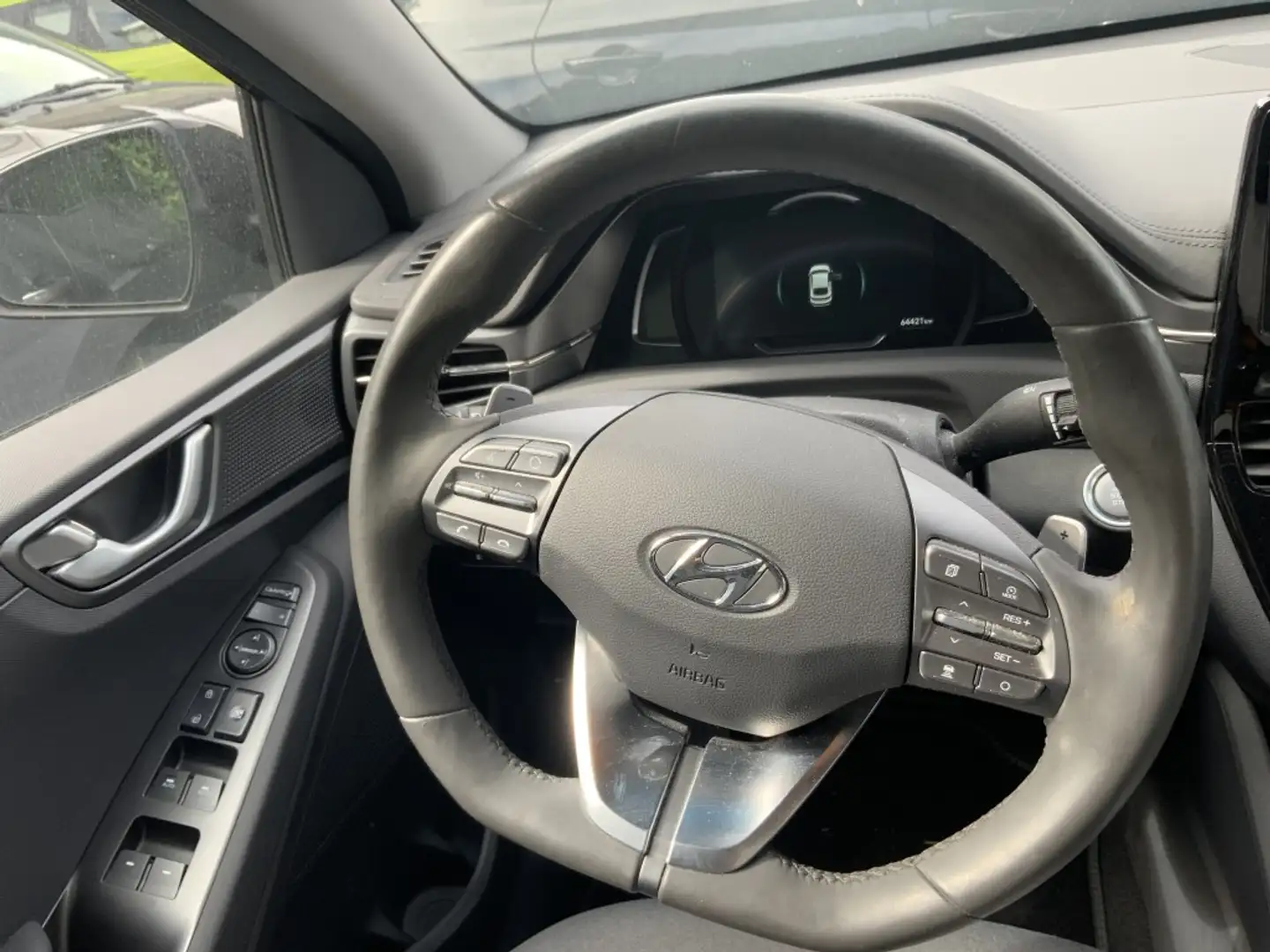 Hyundai IONIQ Style*PlugIn*ACC*R.Cam*Winterpaket*Navi Negru - 2
