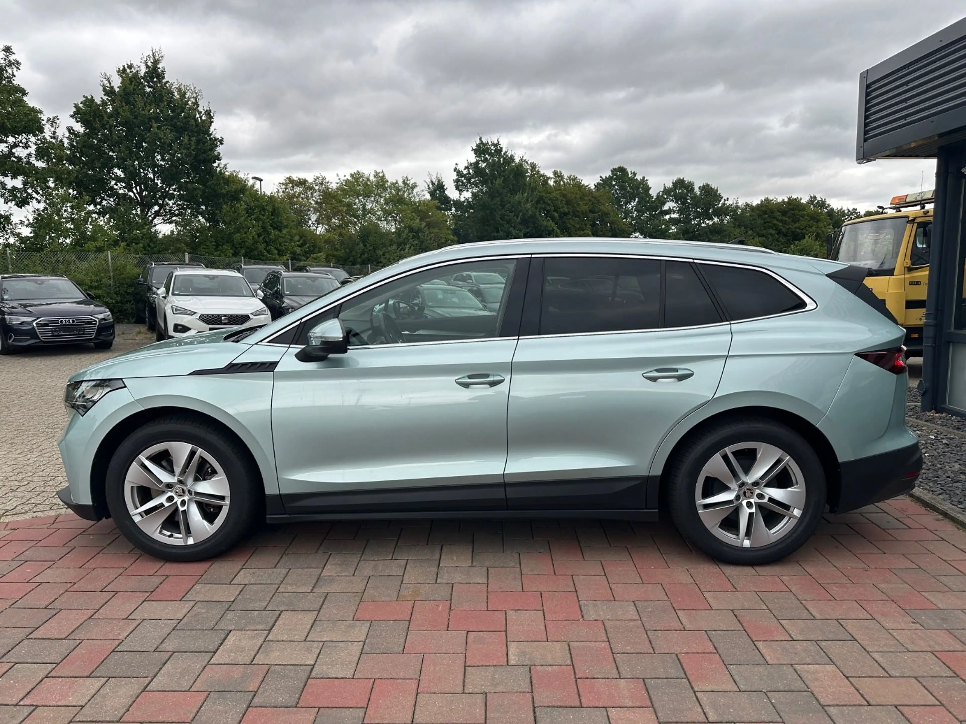 Skoda Enyaq 80 Loft*R-CAM*LED*KEYLESS*NAVI*VIRTUAL* — photo 7