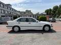 BMW 320 E36 Limousine | 1. Hand, Rentnerfahrzeug, TOP Blanc - thumbnail 4