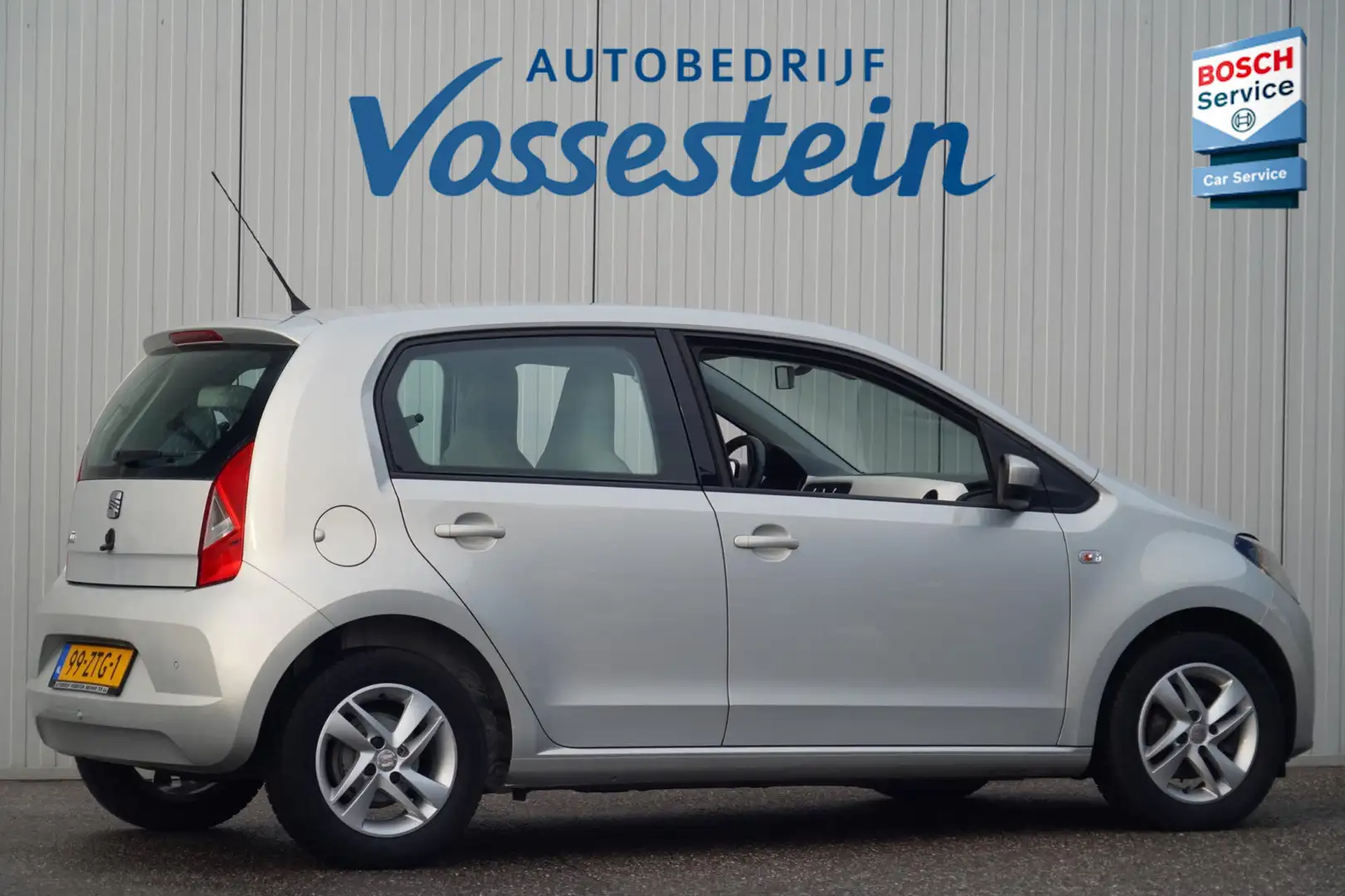 SEAT Mii 1.0 Style Chic / NL-Auto / Nw distributie / Airco Grau - 2