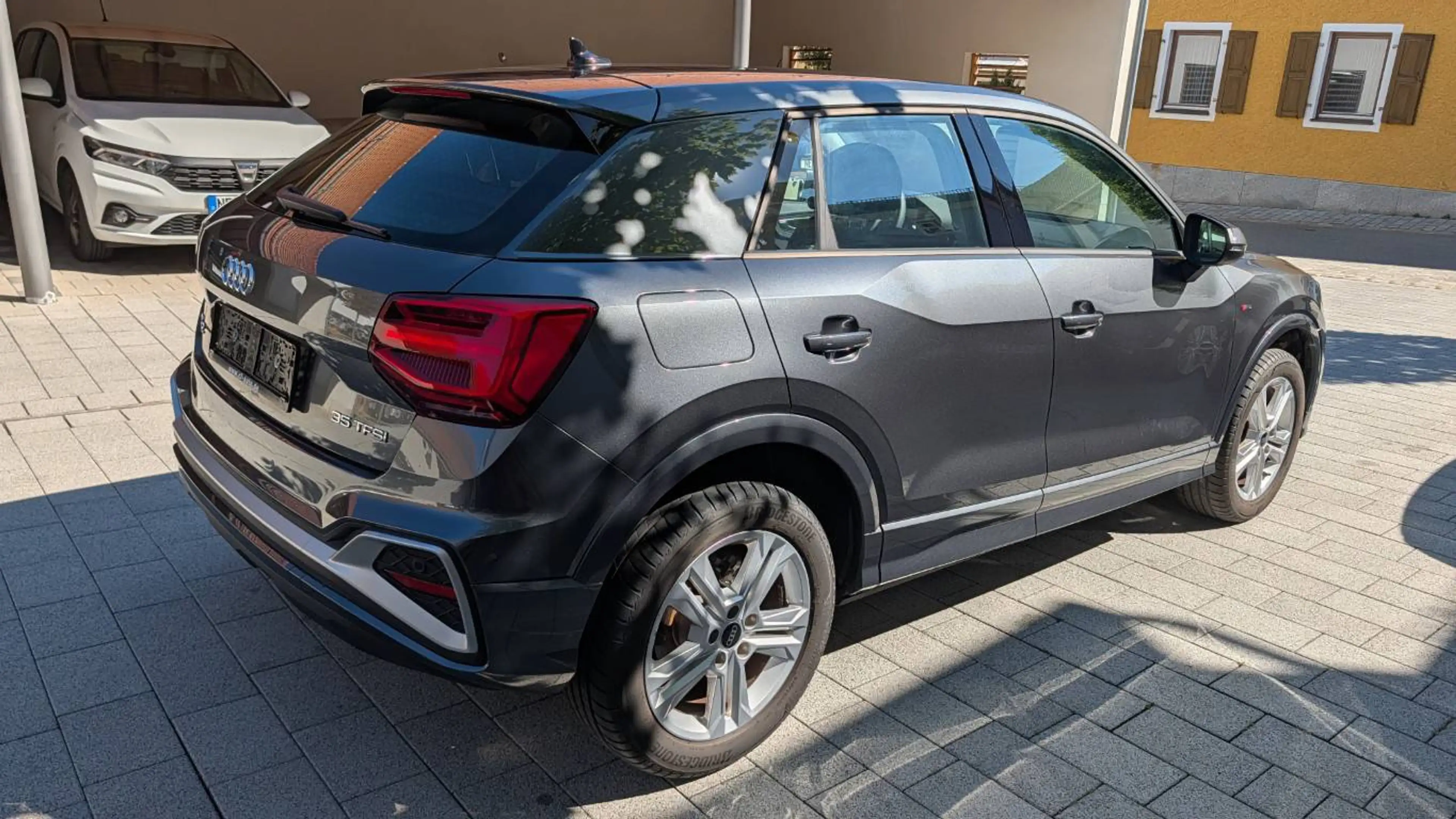 Audi Q2 35 TFSI S line | Side+Lane | Matrix | Keyless | Virtual Cockpit | Adapt. Cruise Control | Rückfahrkamera — photo 3