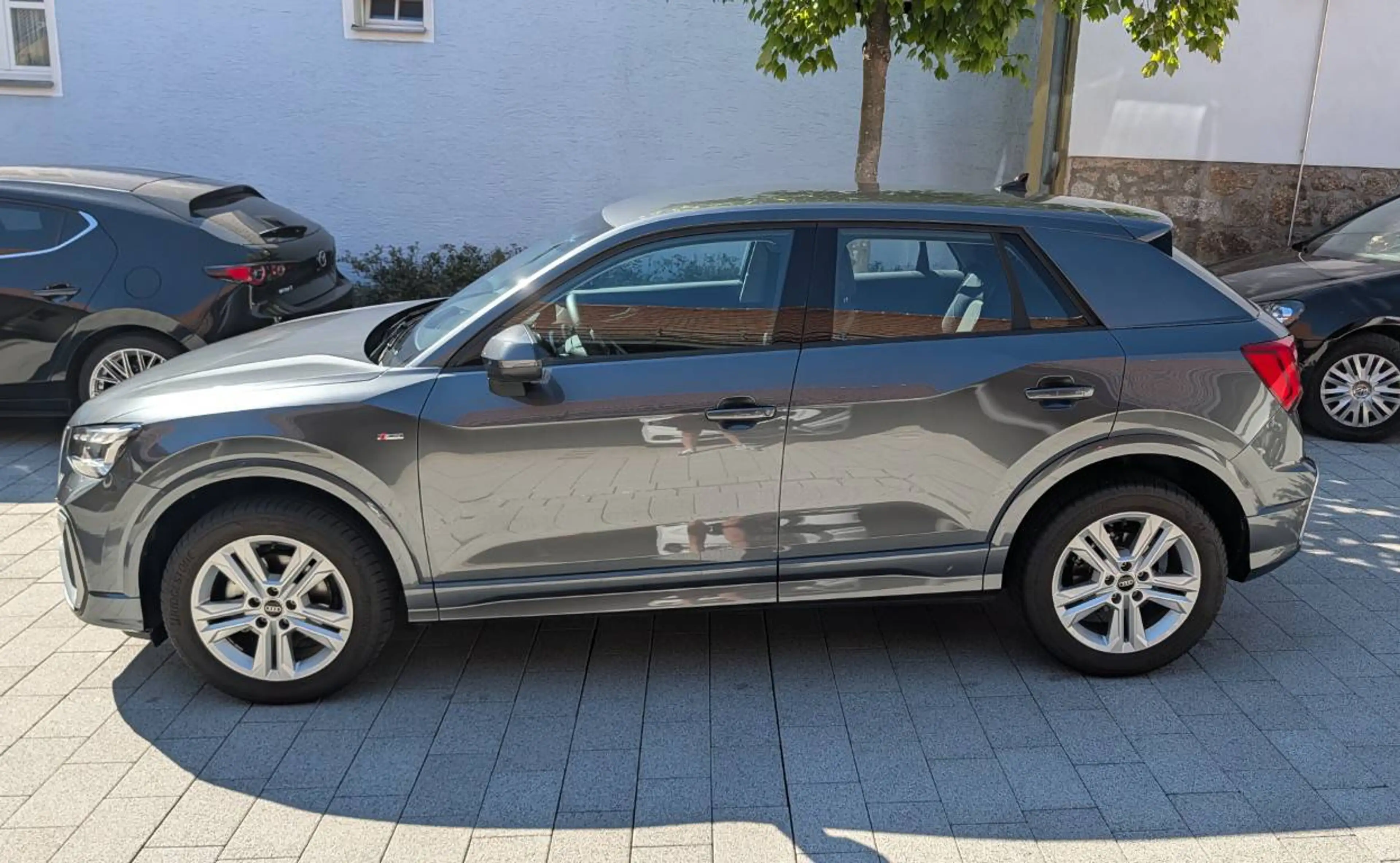 Audi Q2 35 TFSI S line | Side+Lane | Matrix | Keyless | Virtual Cockpit | Adapt. Cruise Control | Rückfahrkamera