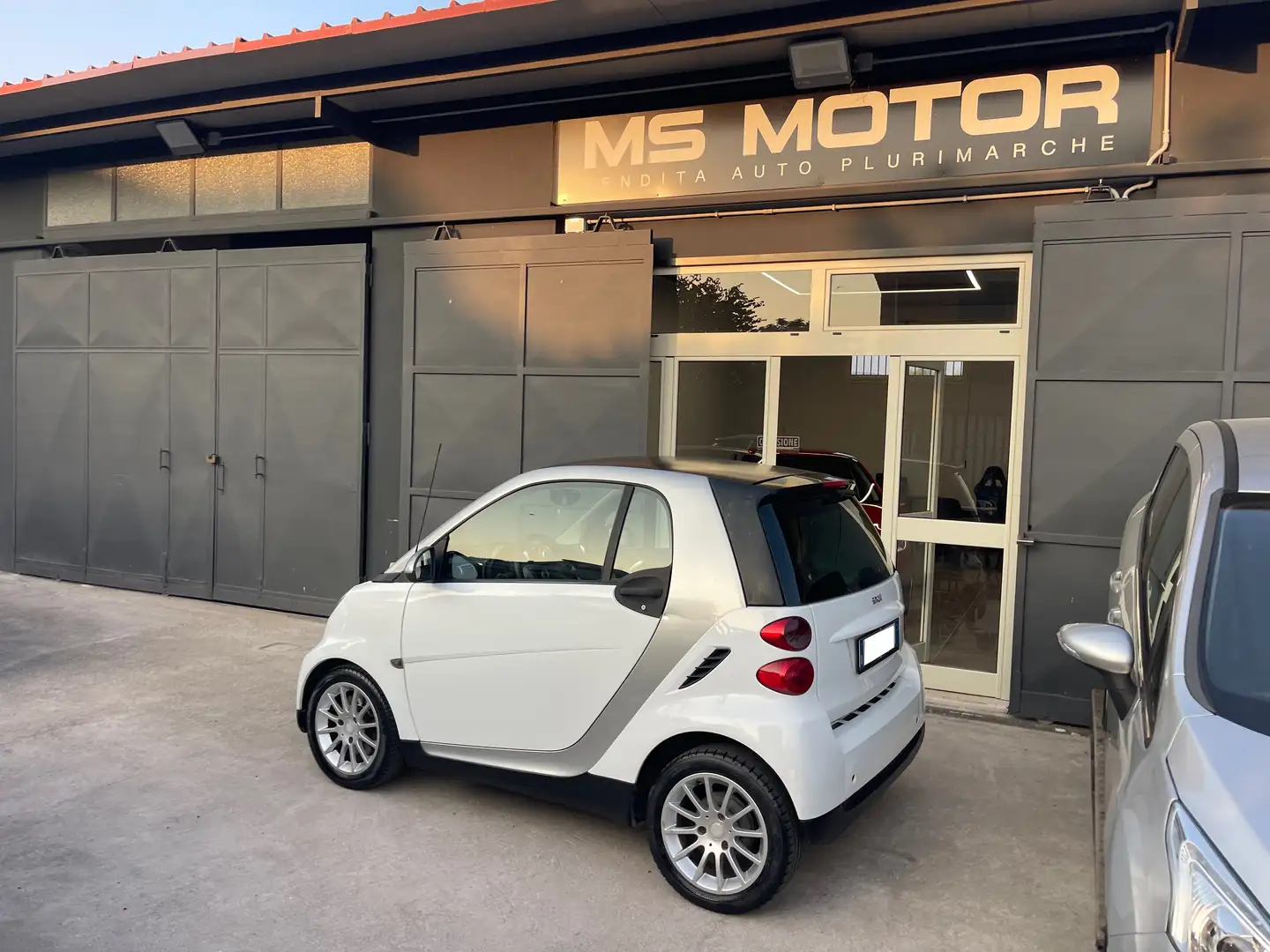 smart forTwo 1.0 Passion 71cv Blanc - 2