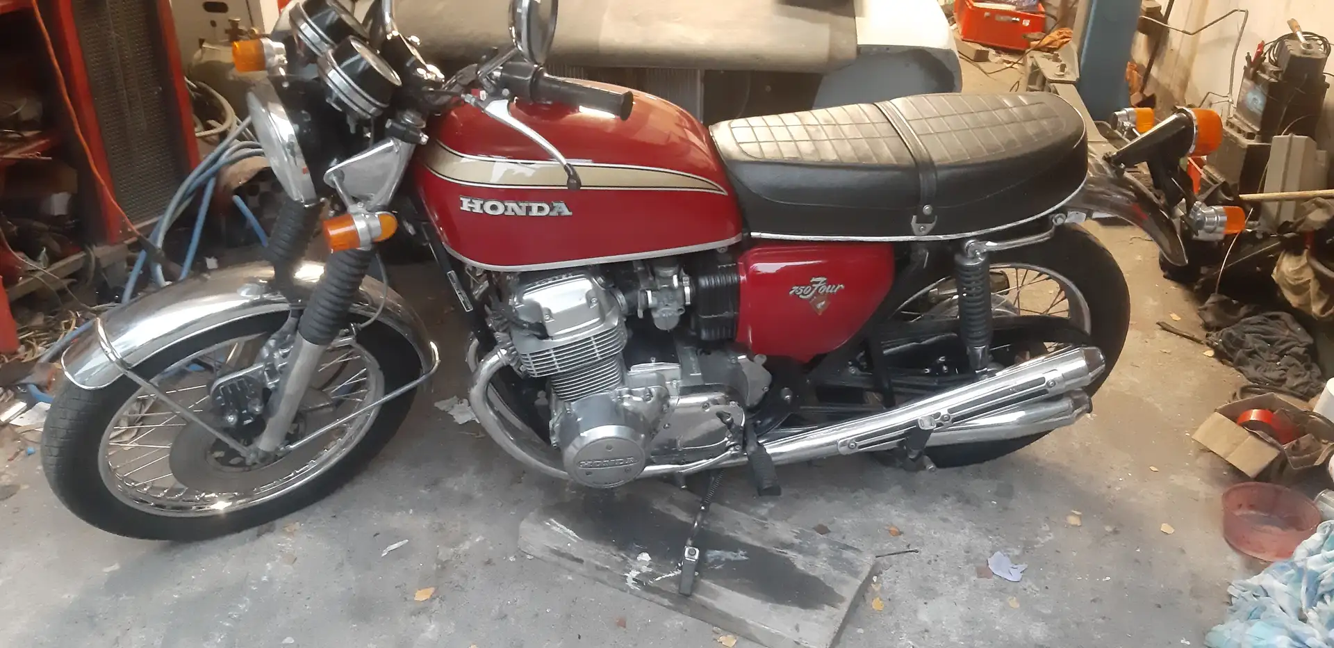 Honda CB 750 four K 2  1.Hd Roşu - 1