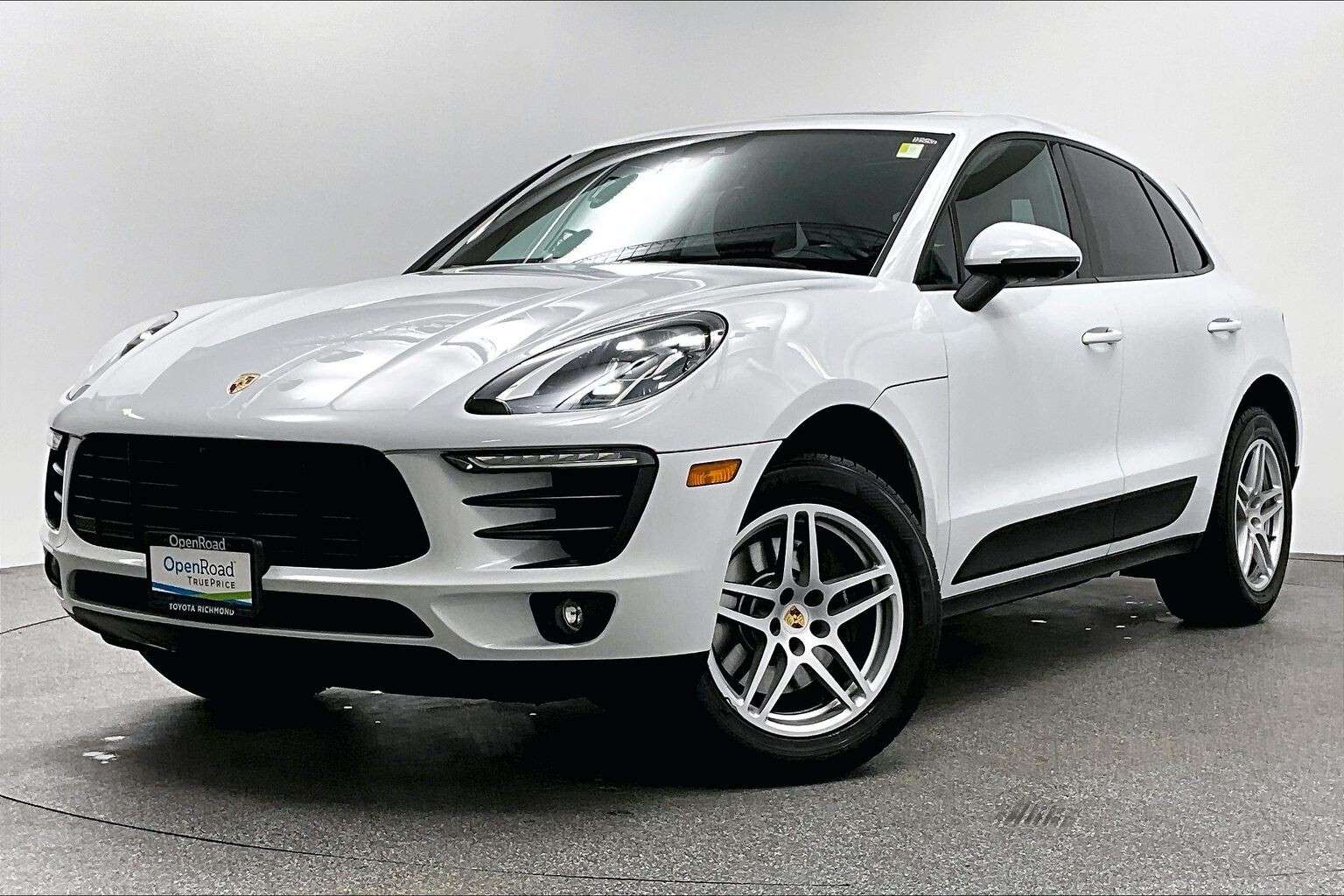 2018 Porsche Macan | No Accidents, One Owner, Full-210 Inspection! thumb 25