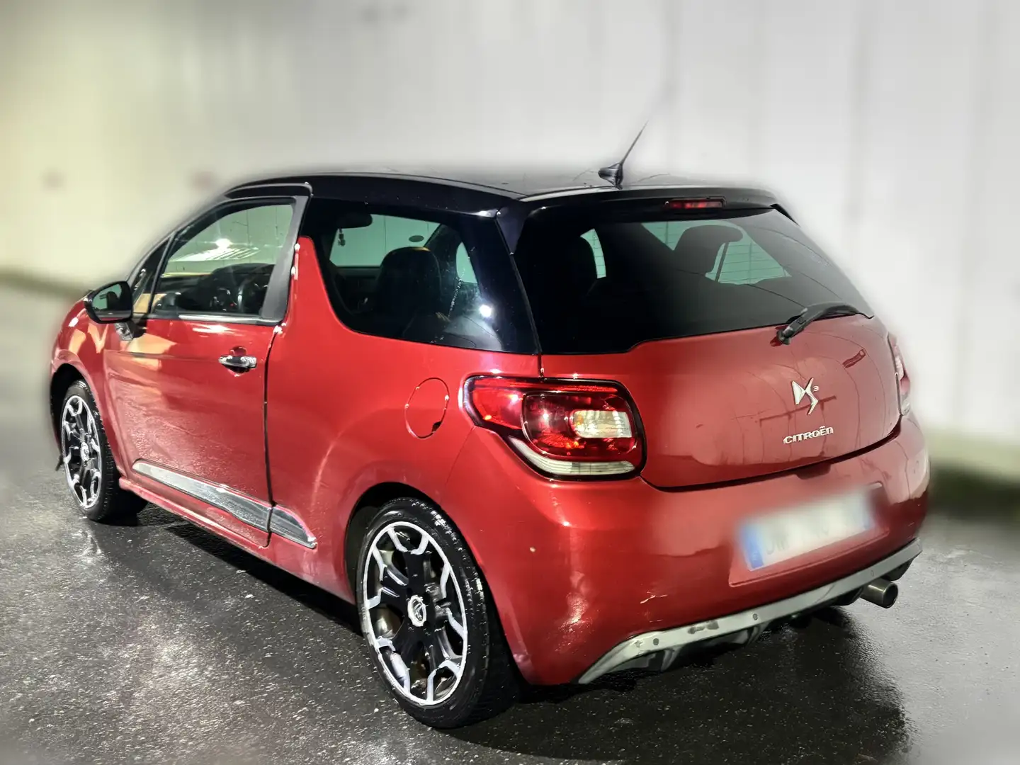 Citroen DS3 DS3 e-HDi 90 Airdream So Chic - 2