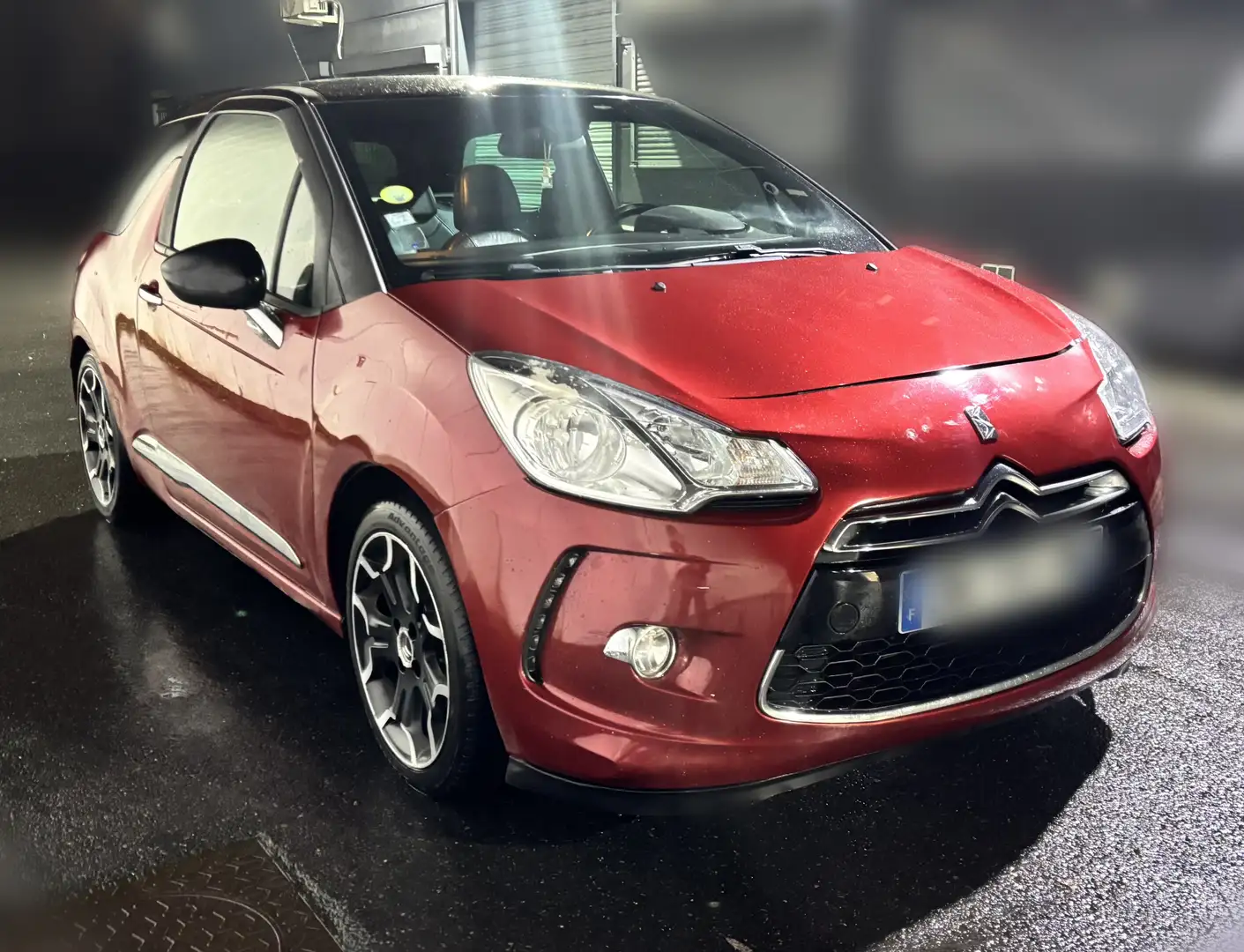 Citroen DS3 DS3 e-HDi 90 Airdream So Chic - 1