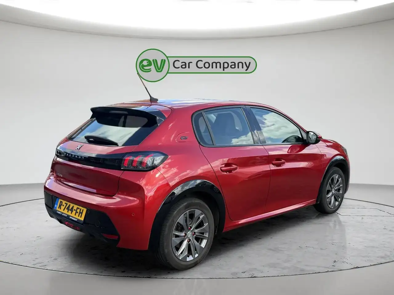 Peugeot E-208 EV Allure 50 kWh SOH 92% CarPlay Parkeersens, миниатюра 3