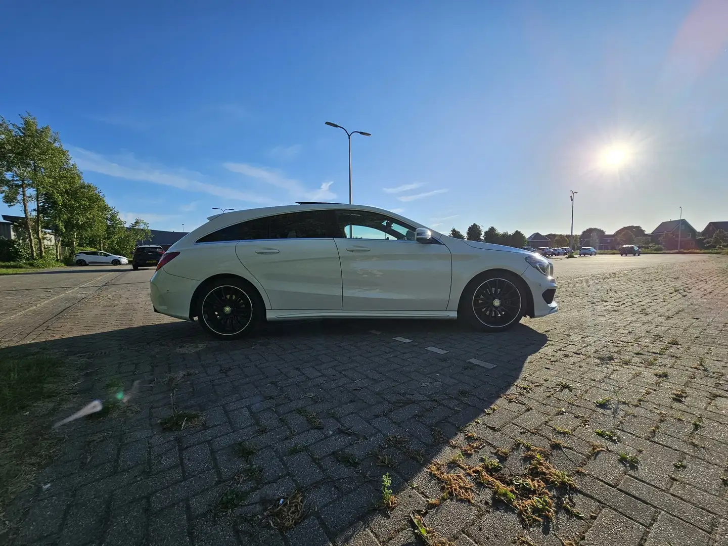 Mercedes-Benz CLA 200 AMG line Shooting Brake business Solution Luxury Wit - 2