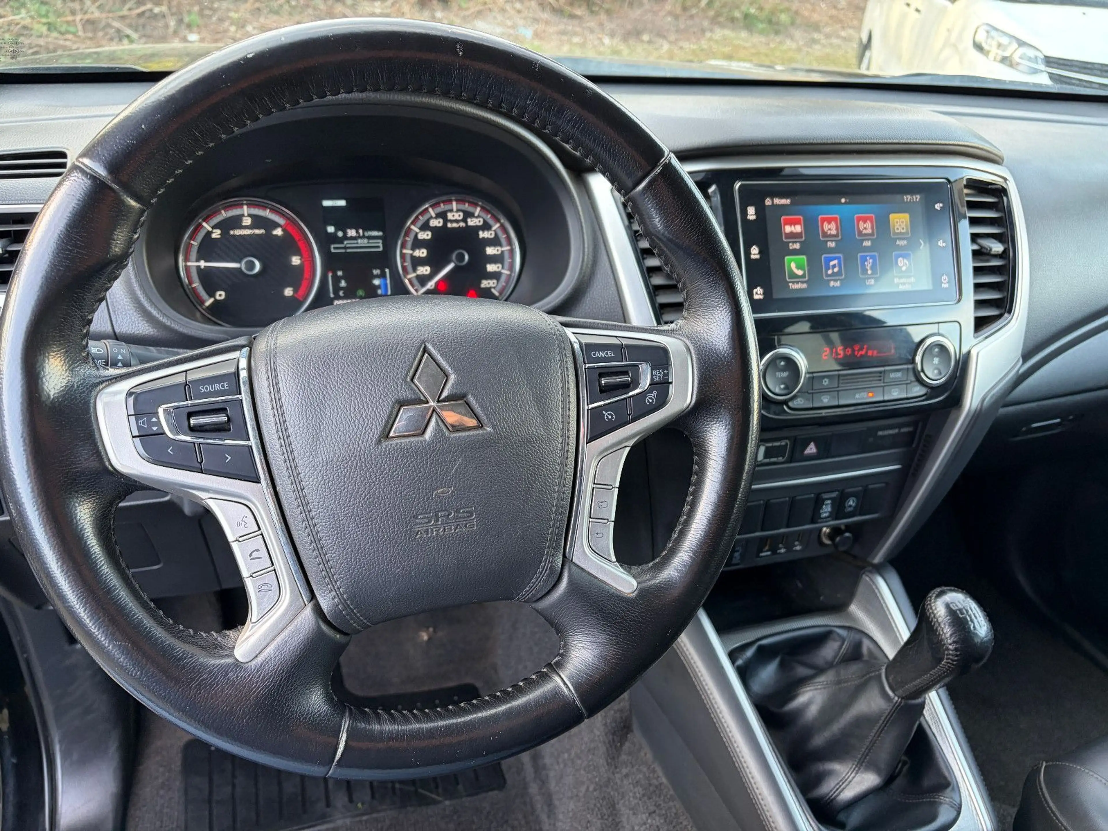Mitsubishi L200 Plus Doppelkabine 4WD — photo 10