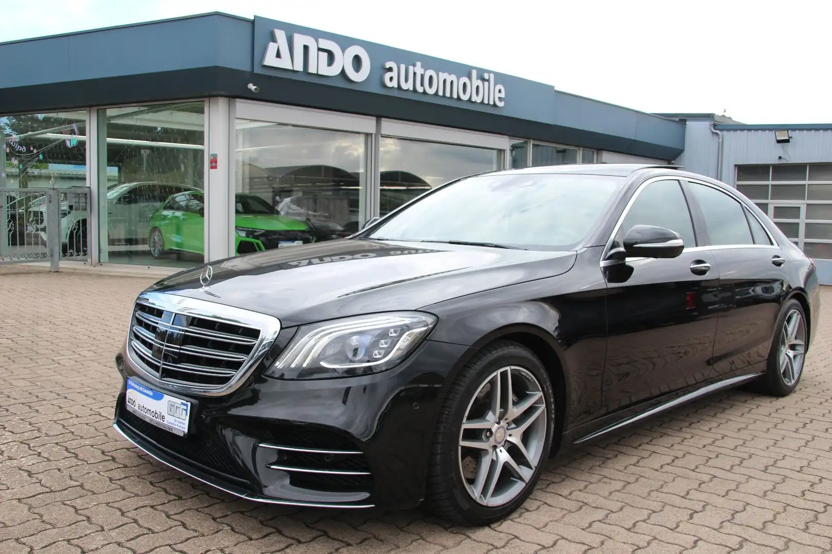 Mercedes-Benz S 400 d Lim. Lang 4Matic AMG-Line Multibeam/360° Negru - 1