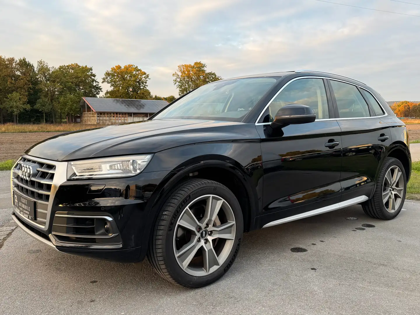 Audi Q5 45 TDI quattro sport Navi B&O Pano Schwarz - 1