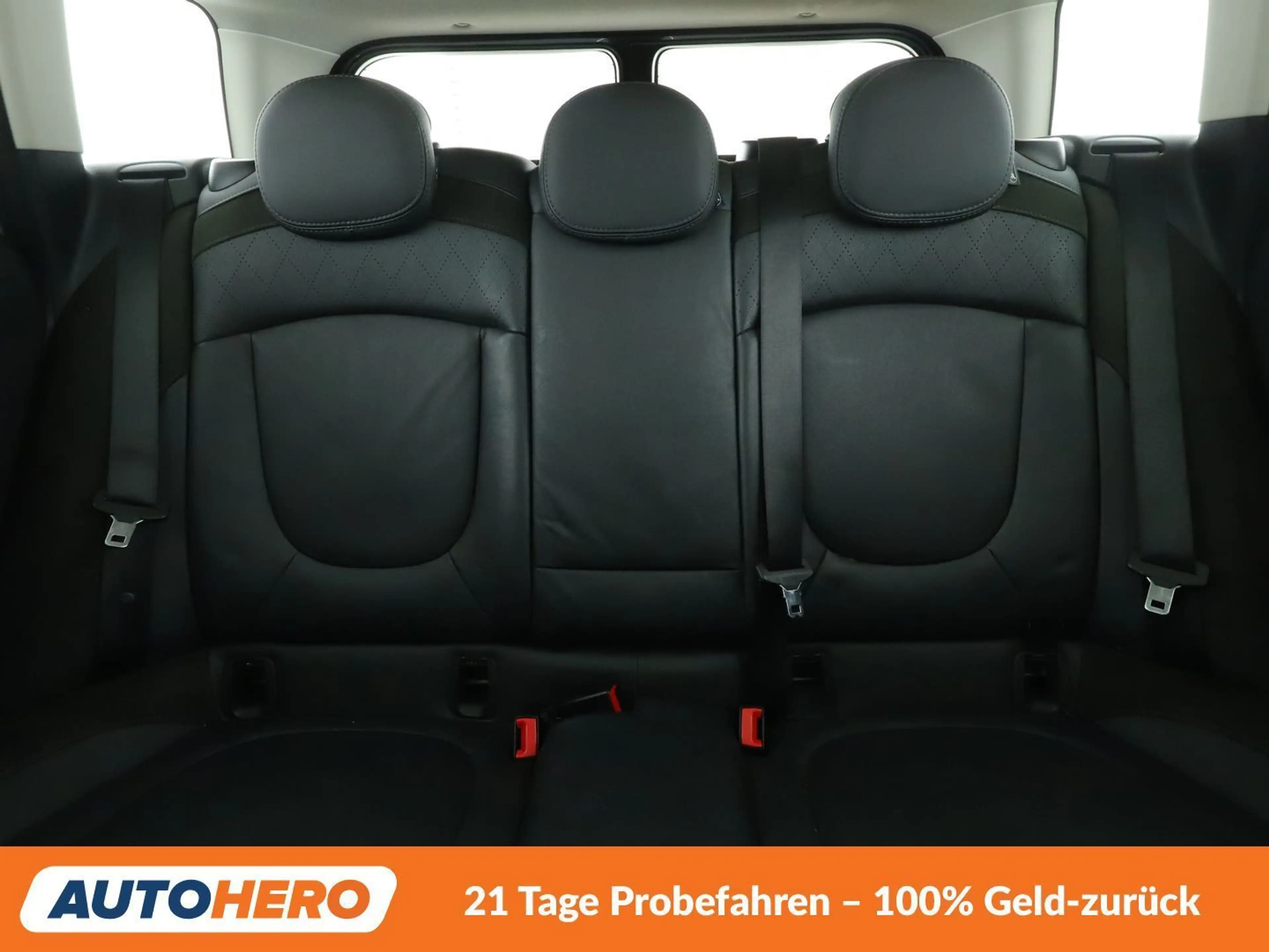 MINI One Clubman One *NAVI*PANO*H&K*LIM*PDC*SHZ* — photo 15