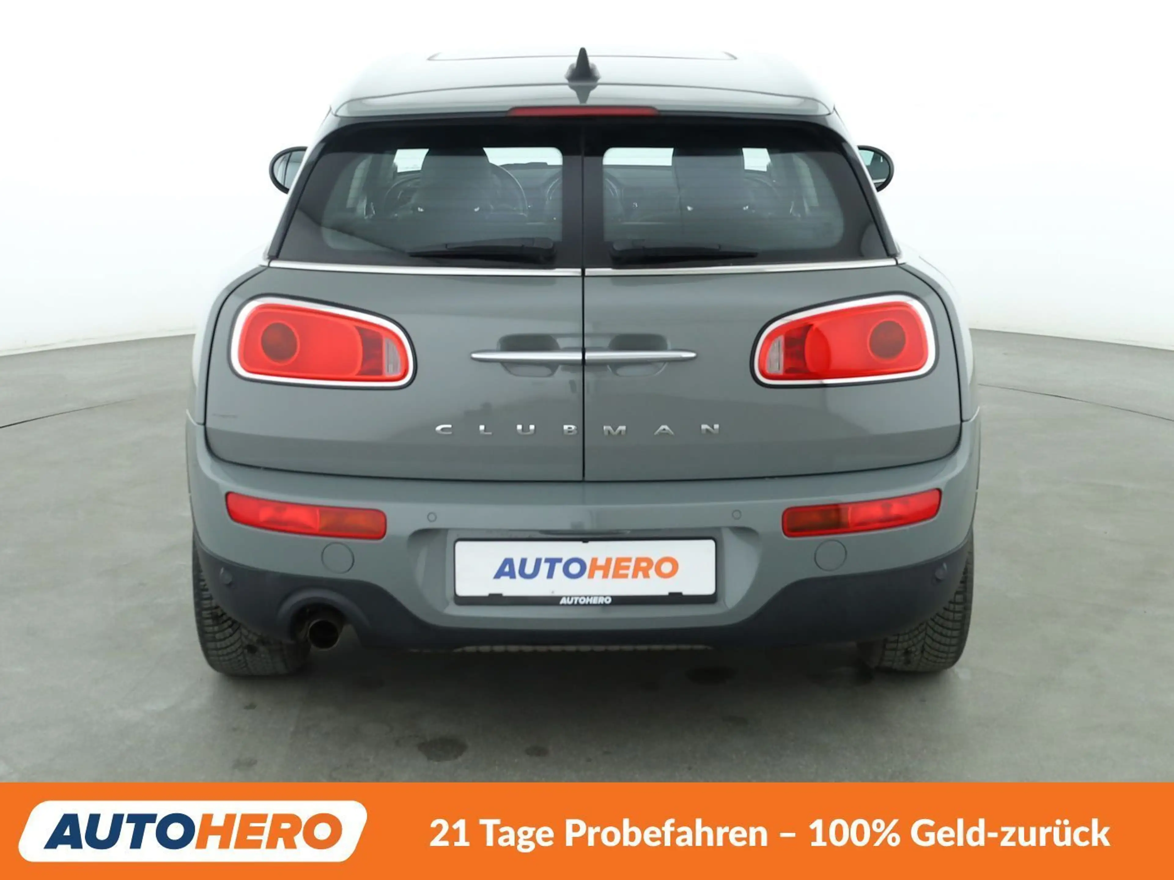 MINI One Clubman One *NAVI*PANO*H&K*LIM*PDC*SHZ* — photo 5