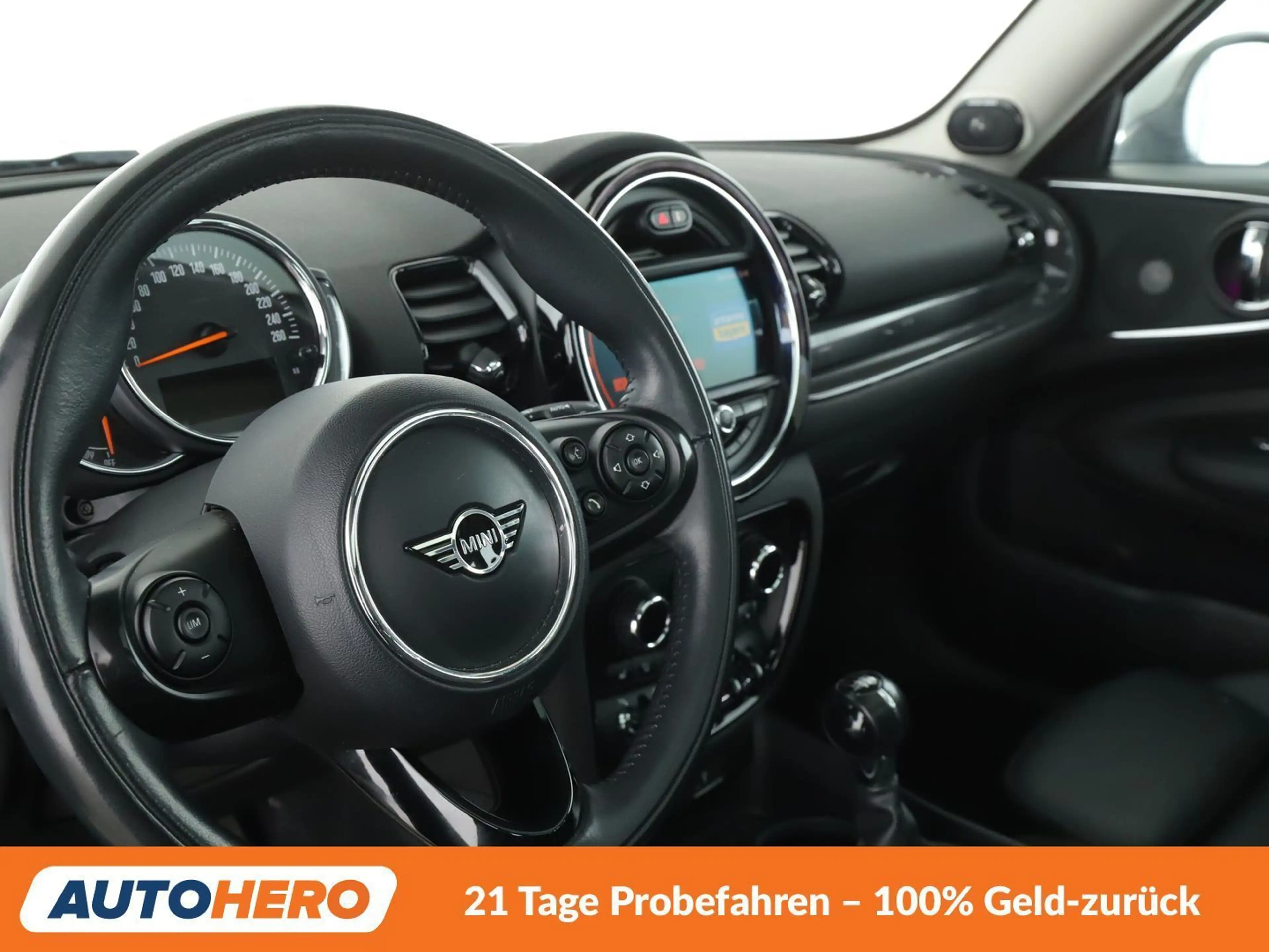 MINI One Clubman One *NAVI*PANO*H&K*LIM*PDC*SHZ* — photo 11