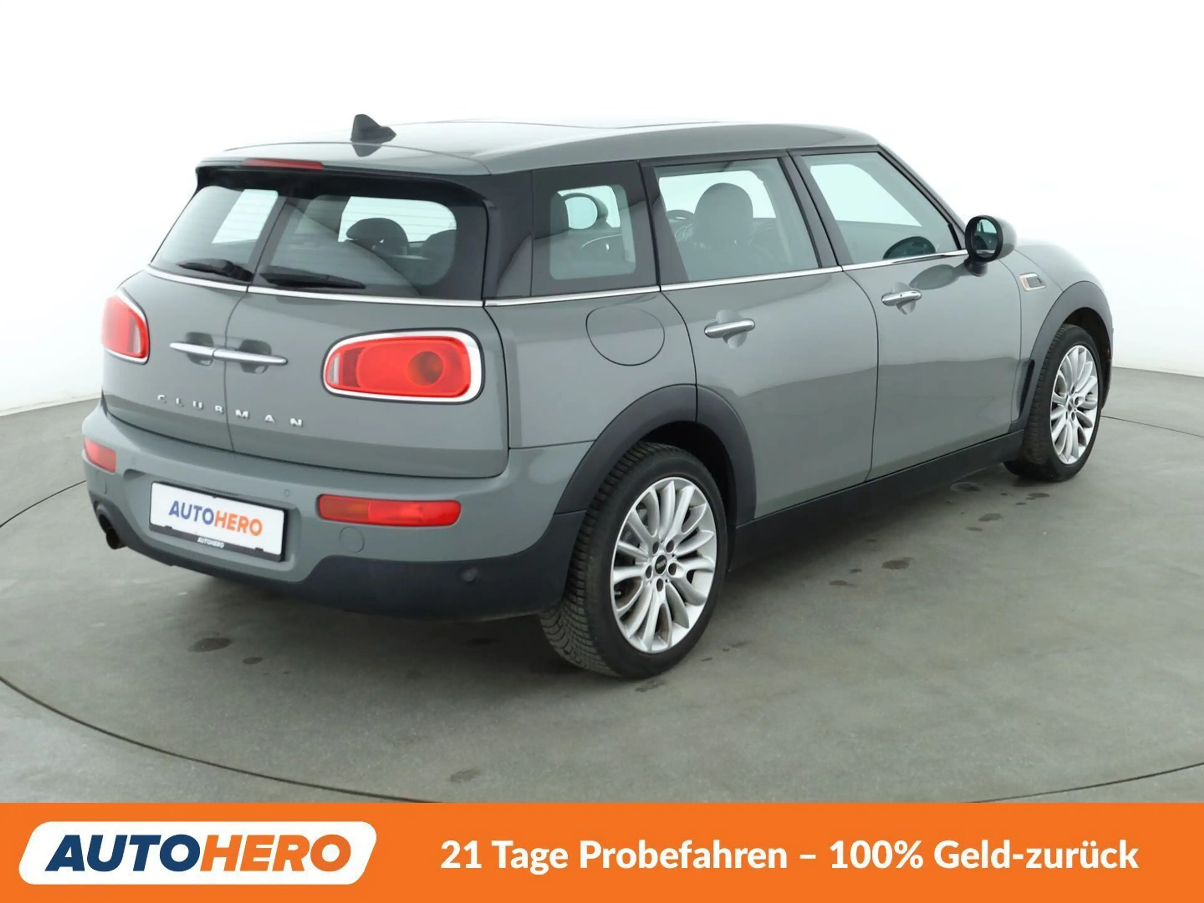 MINI One Clubman One *NAVI*PANO*H&K*LIM*PDC*SHZ* — photo 6