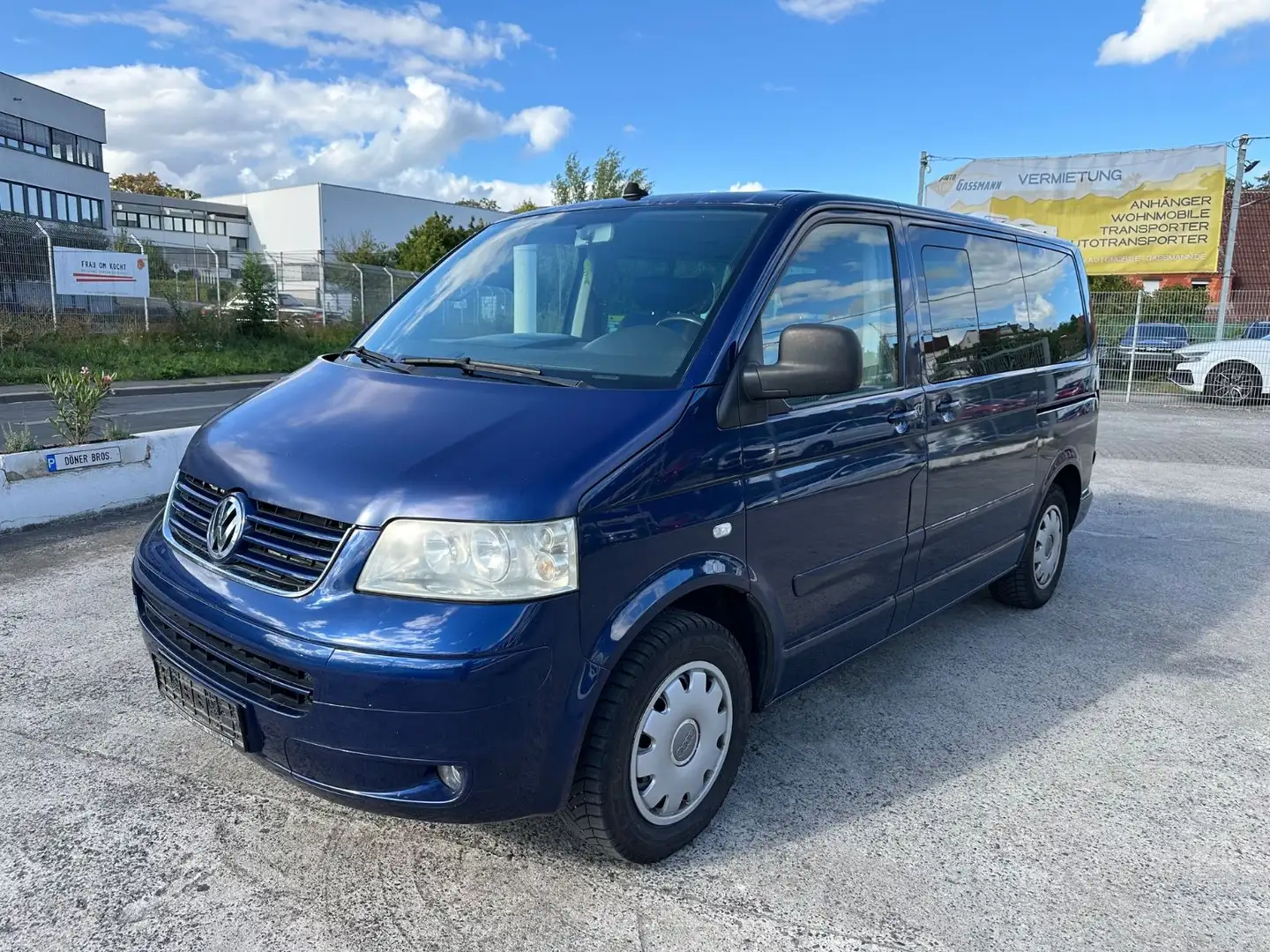 Volkswagen T5 Multivan 2.5 TDI Klimaauto Navi AHK Tüv Blau - 1