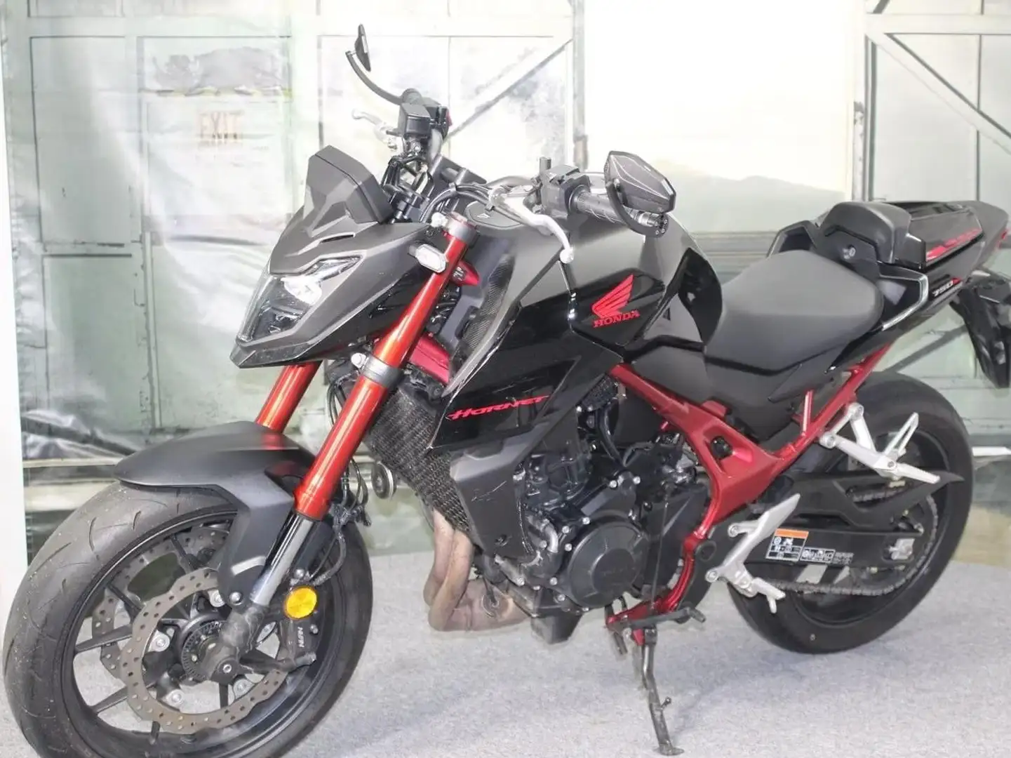 Honda CB 750 Hornet Nero - 2