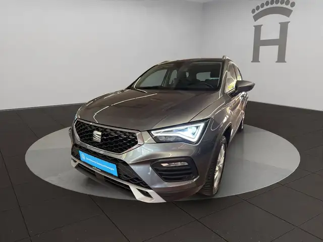 Seat Ateca 1.5 TSI Automatik Style AHK PDC Kamera SzHzg