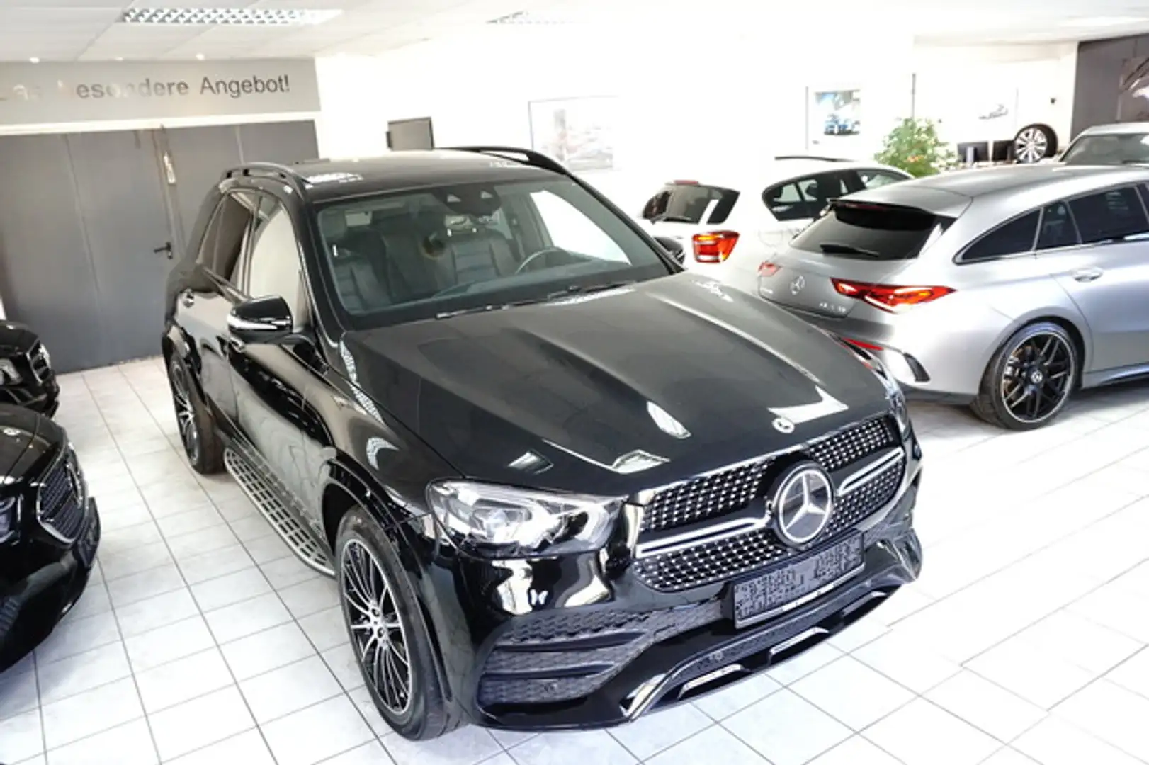 Mercedes-Benz GLE 580 V8 AMG Night AIRMATIC Panorama HUD DIST+ Noir - 2