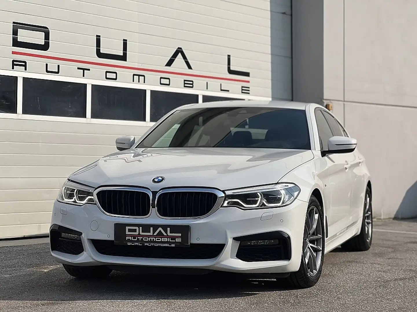 BMW 520 d xDrive Aut.|M-PAKET|LED|HEAD-UP|RFK|DiGi-TACHO Weiß - 1