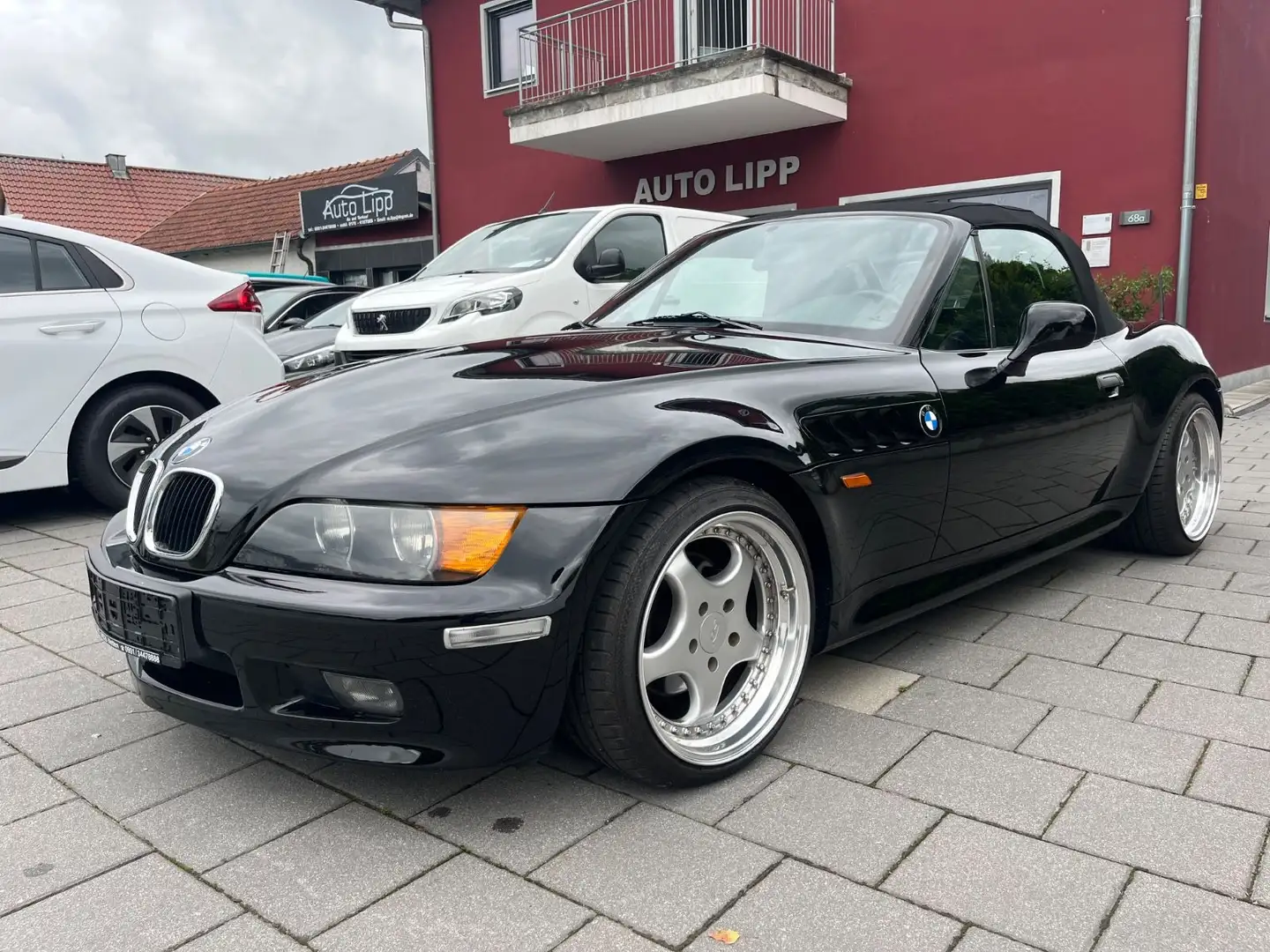 BMW Z3 Roadster 1.9i Schwarz - 1