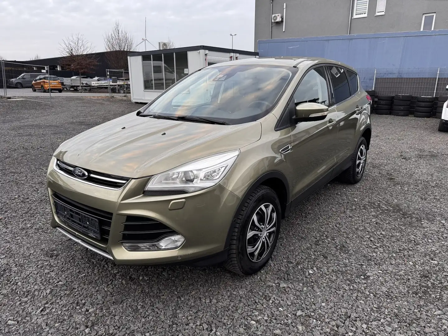Ford Kuga Titanium Automatik Verde - 1