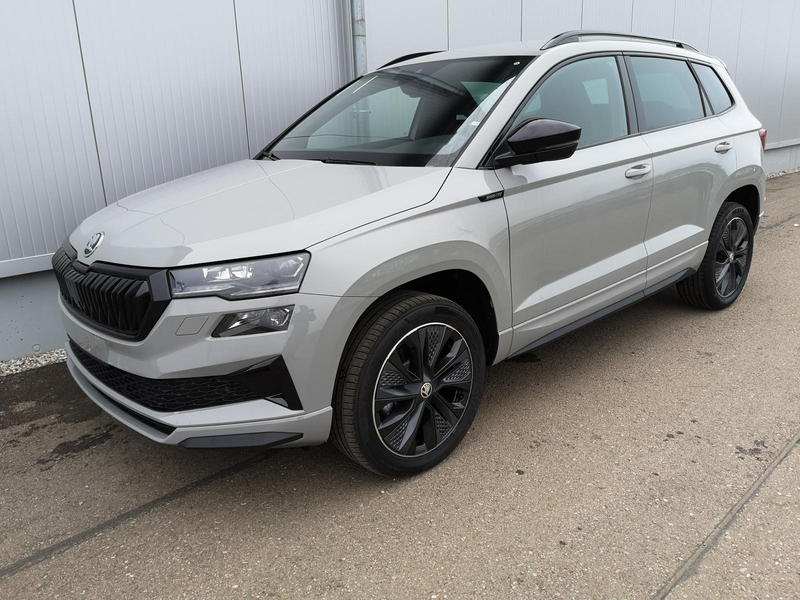 Skoda Karoq Sportline 1.5TSI DSG AHK Matrix ACC Navi Sound ...