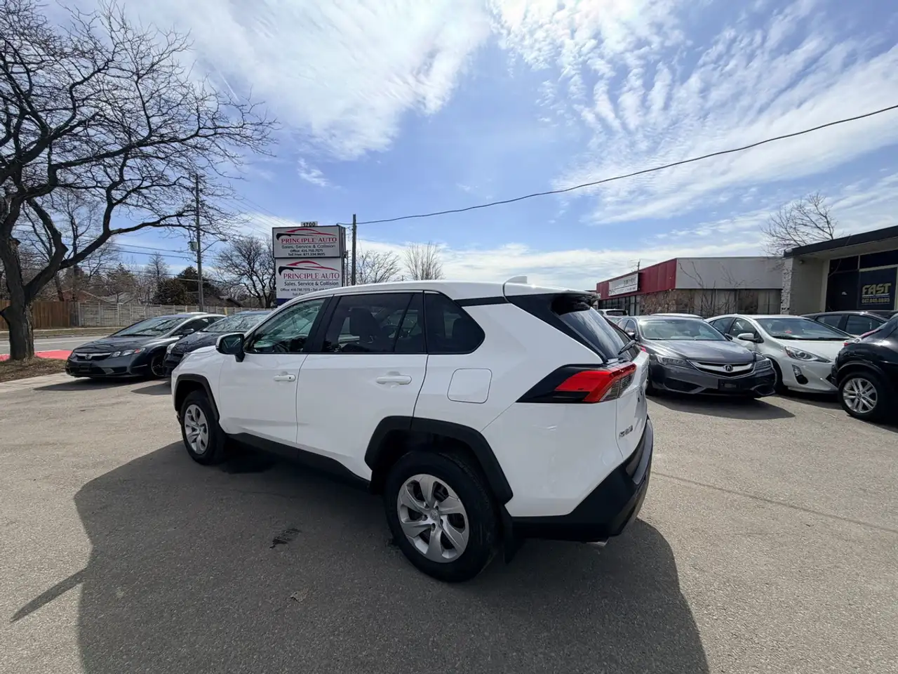 Toyota RAV 4 снимка Toyota RAV 4