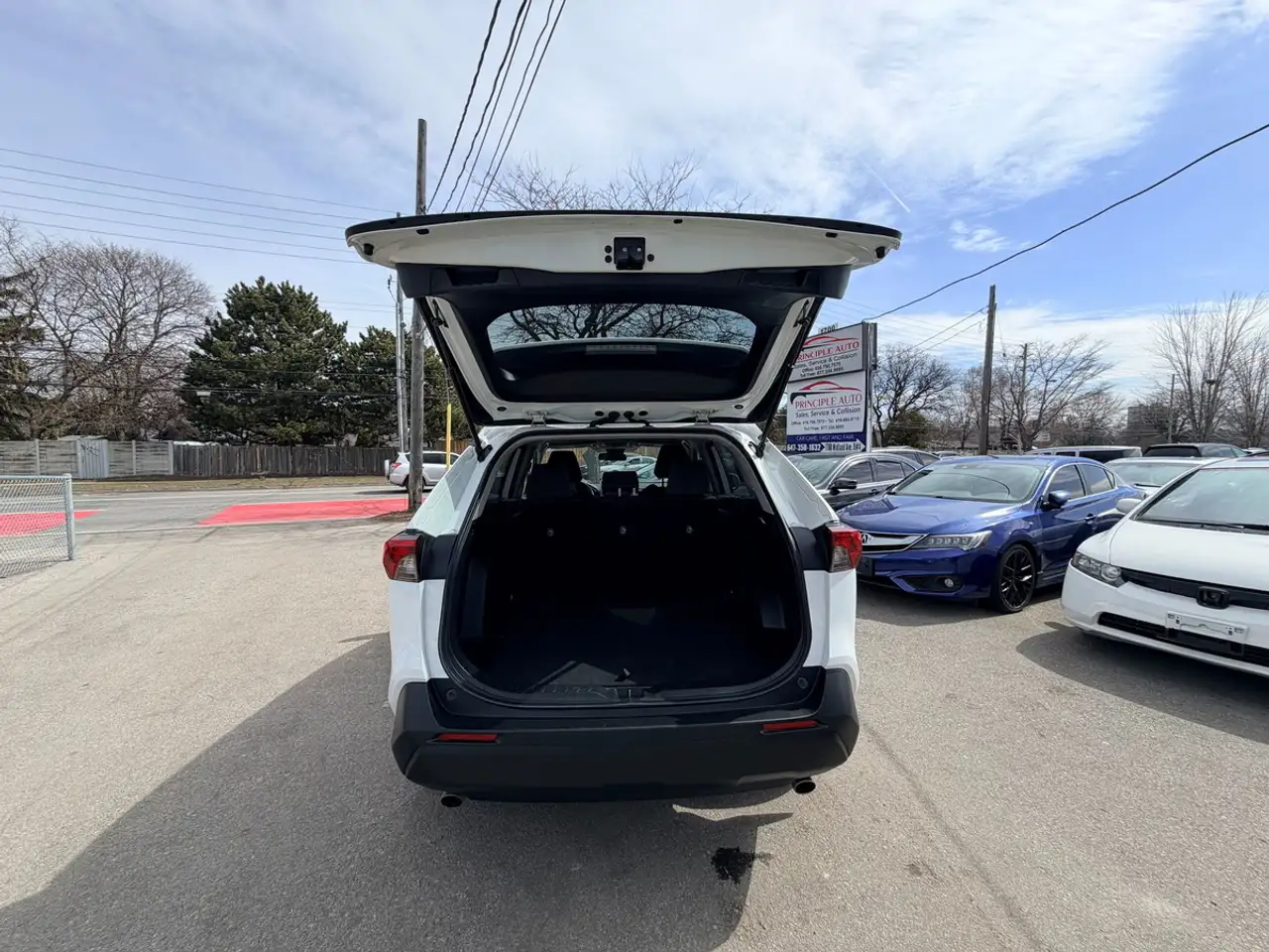 Toyota RAV 4 снимка Toyota RAV 4