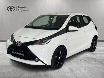 Aygo 5p 1.0 x-play my15