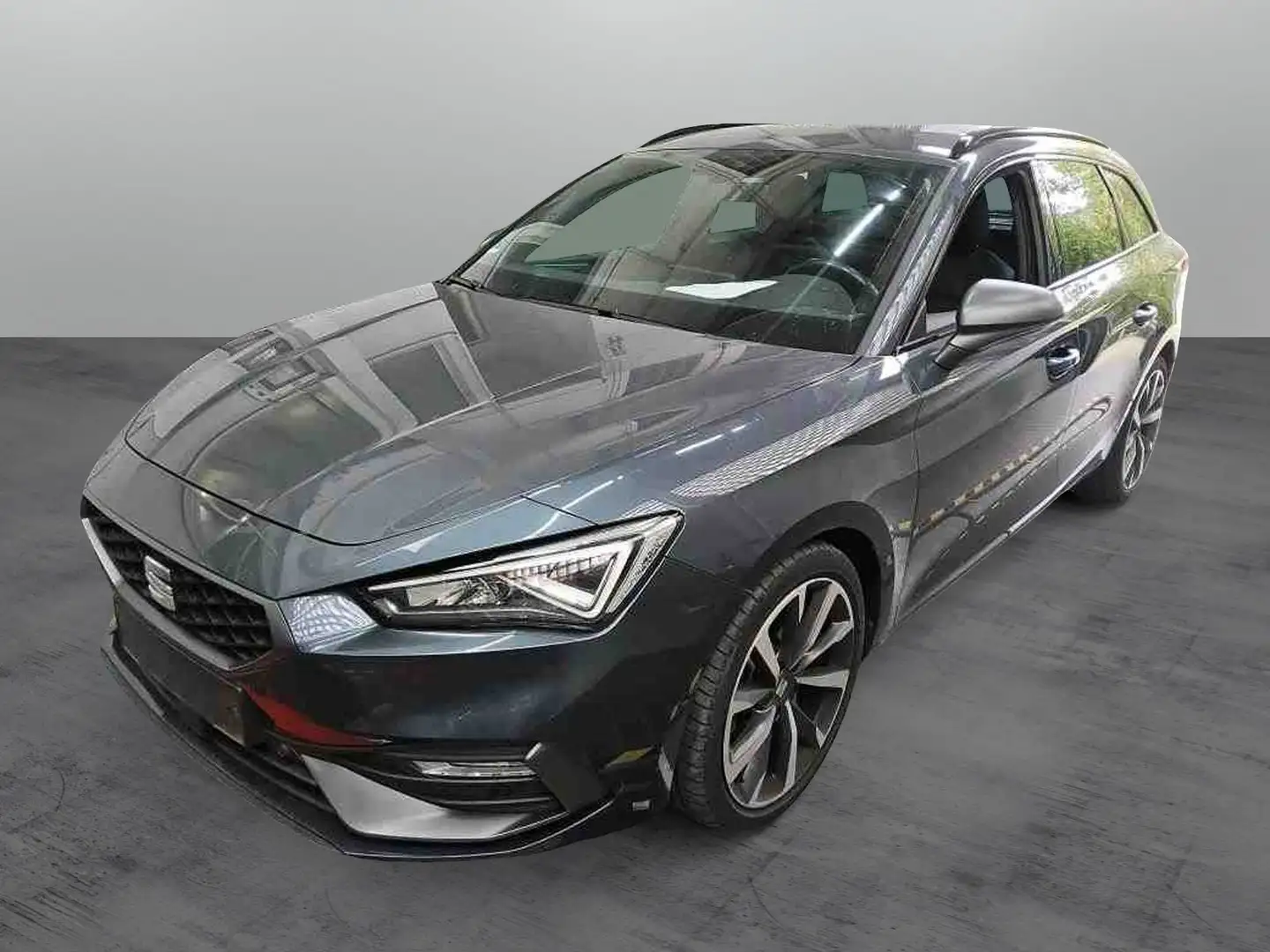 SEAT Leon Sportstourer FR 1.5eTSI DSG/ Navi, AHK, LED Grau - 2