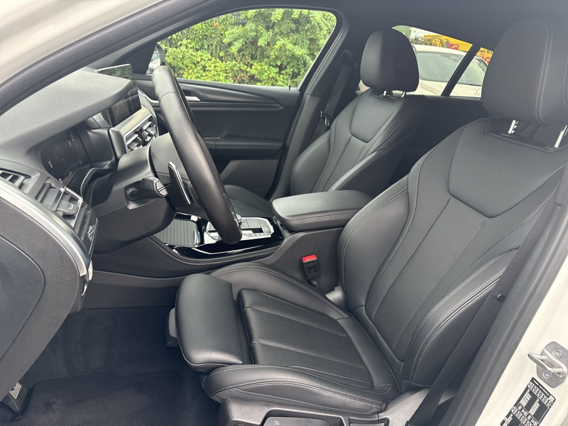 BMW X4 xDrive20d M Sportpaket HiFi LiveCockpitProf Komfor — photo 9