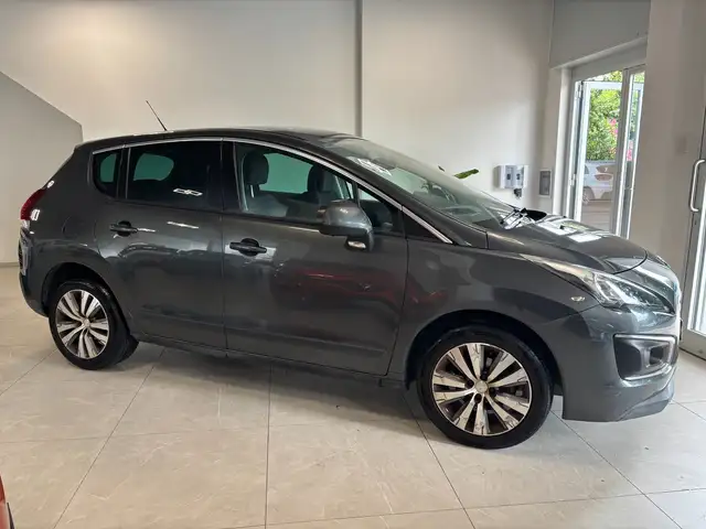 Peugeot 3008 view 7