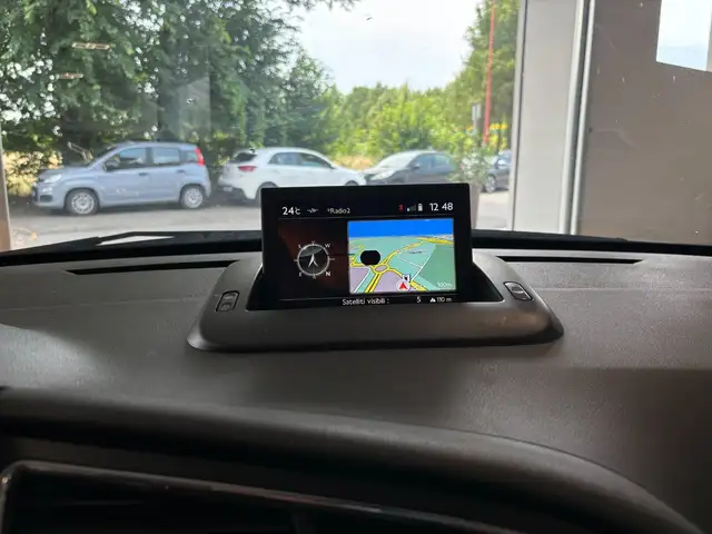 Peugeot 3008 view 11