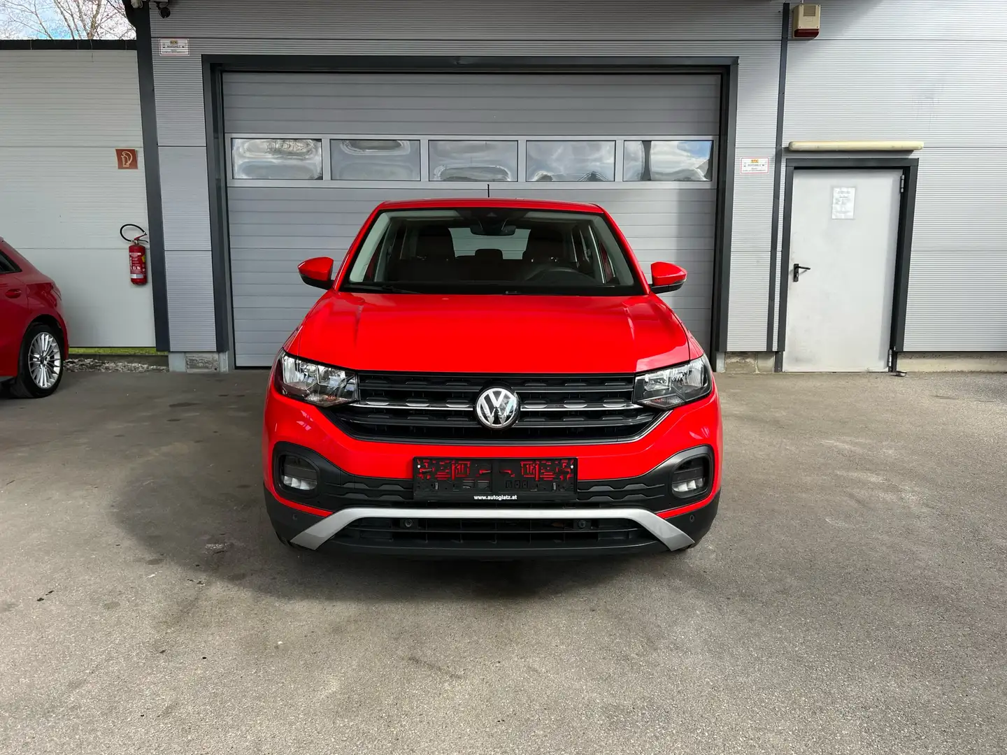Volkswagen T-Cross 1,6 TDI KLIMAAUTOMATIK/PARKTRONIC/ASSISTENTEN Rot - 1
