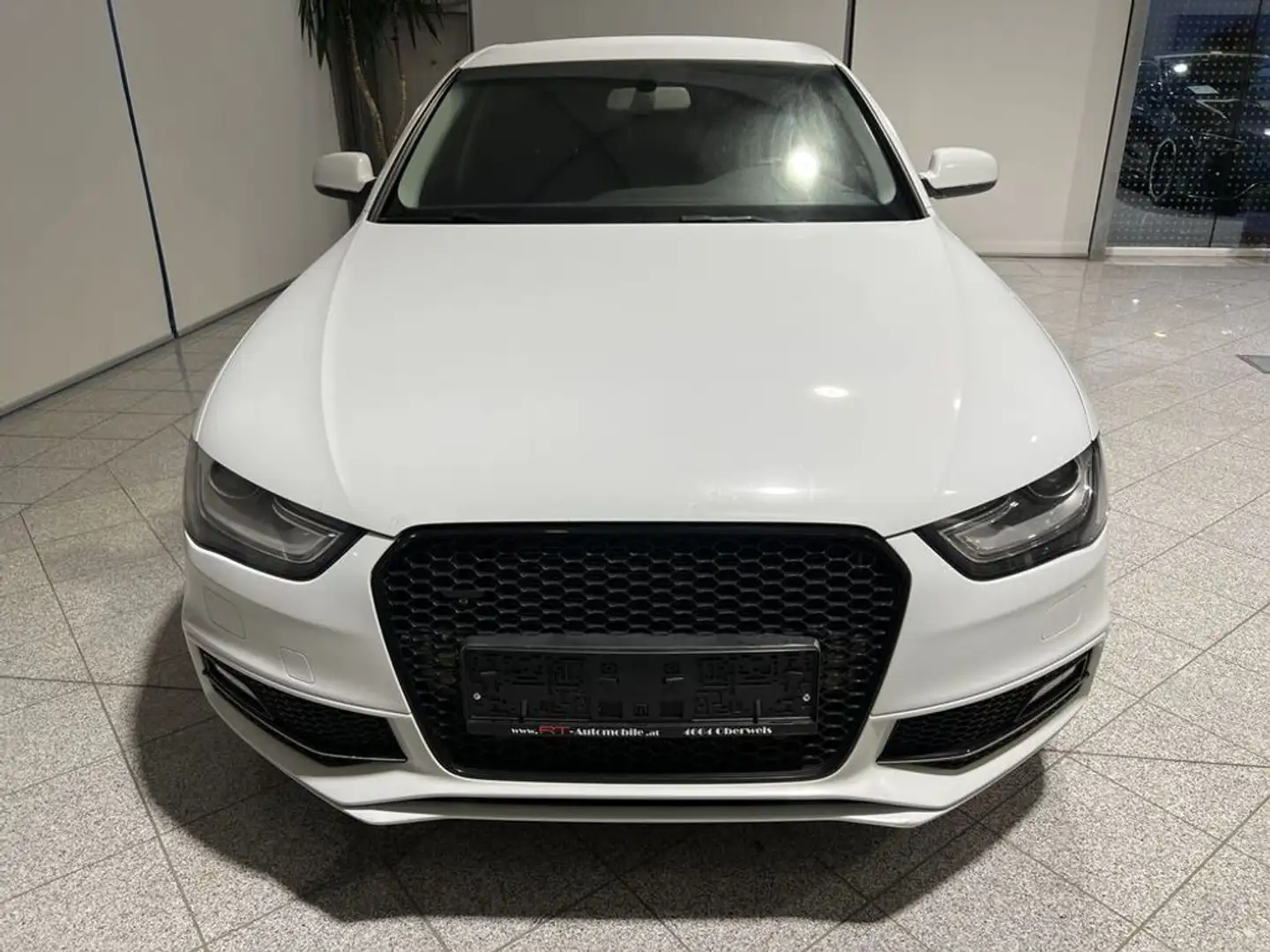 Audi A4 Vermittlungsverkauf Weiß - 2