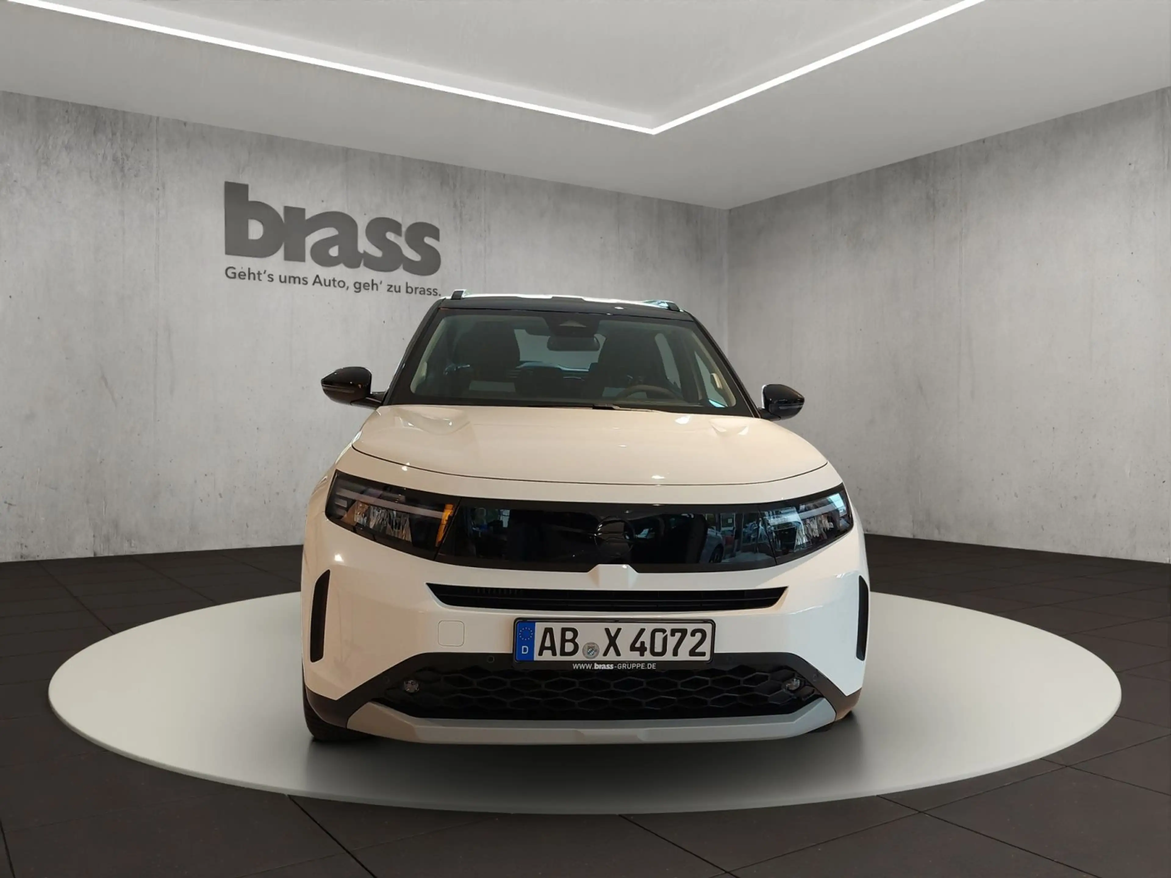 Opel Frontera Ultimate, Hybrid 107kW (145 PS) — photo 8