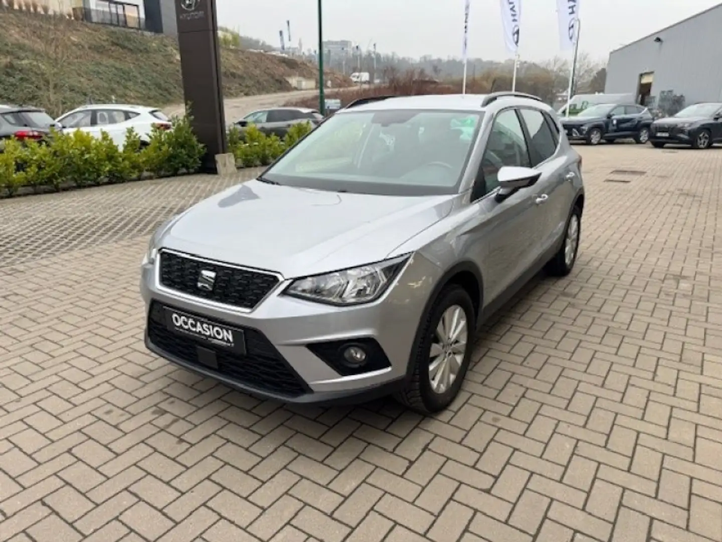 SEAT Arona MOVE Grijs - 1