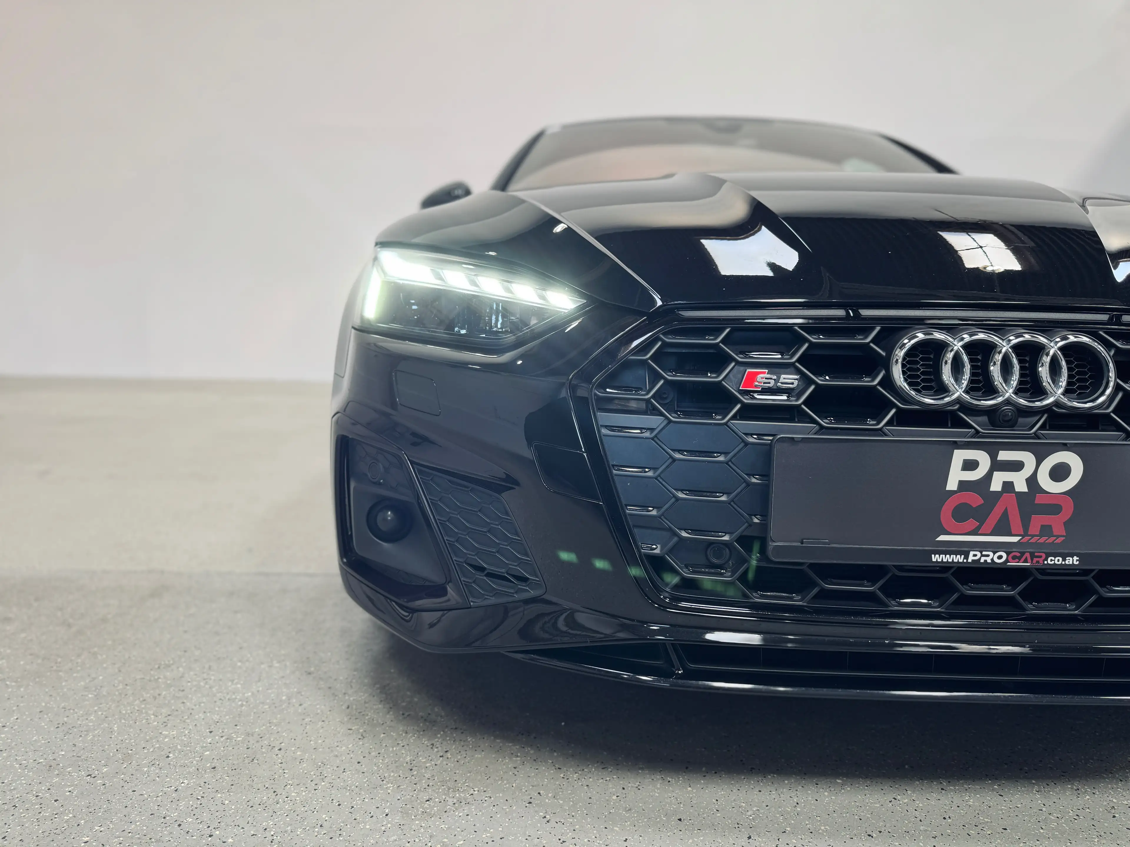 Audi S5 3.0 TDI quattro *Black Optik Package* — photo 4