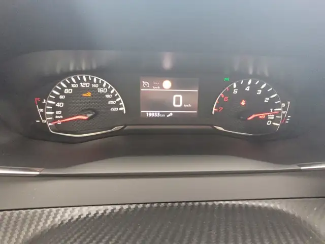 Peugeot 2008 view 15