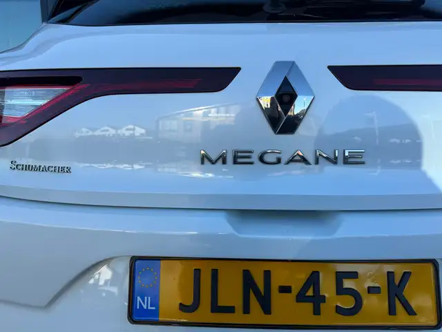 Renault Megane view 10