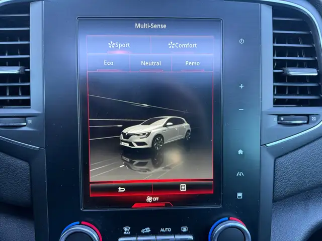 Renault Megane view 25