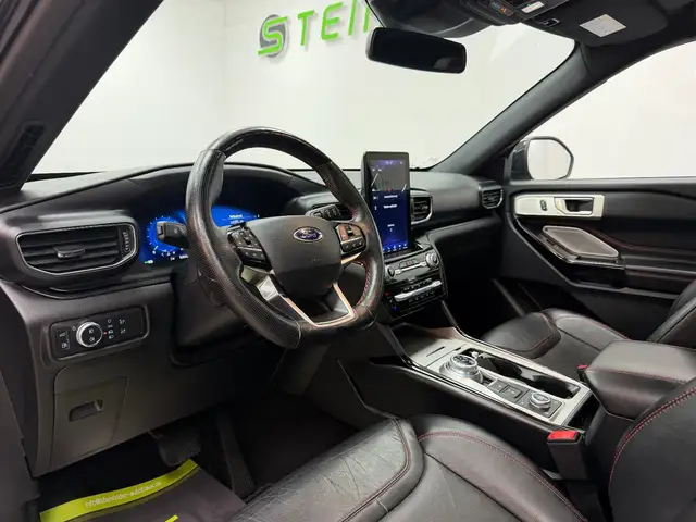 Ford Explorer view 9